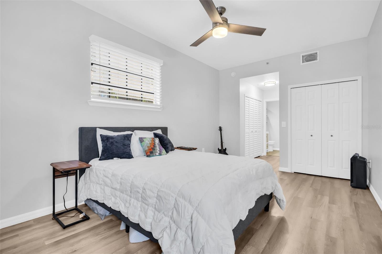 Image 14 of 37 For 316 8th Street S 104