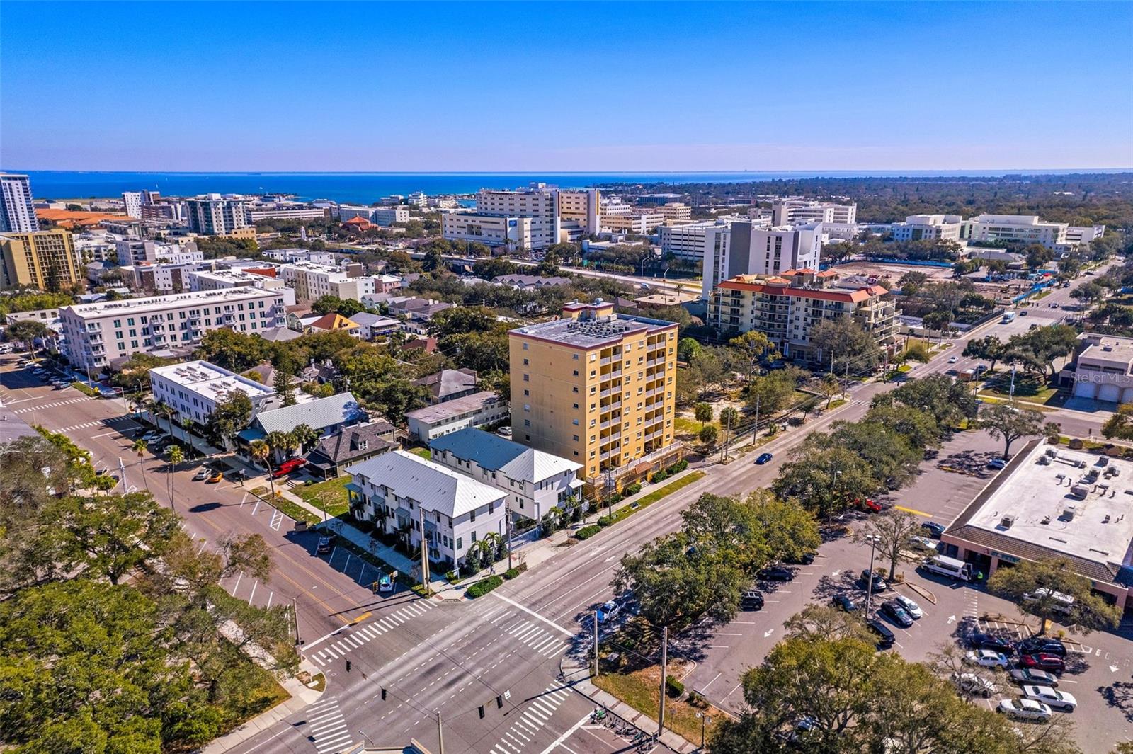 Image 3 of 37 For 316 8th Street S 104