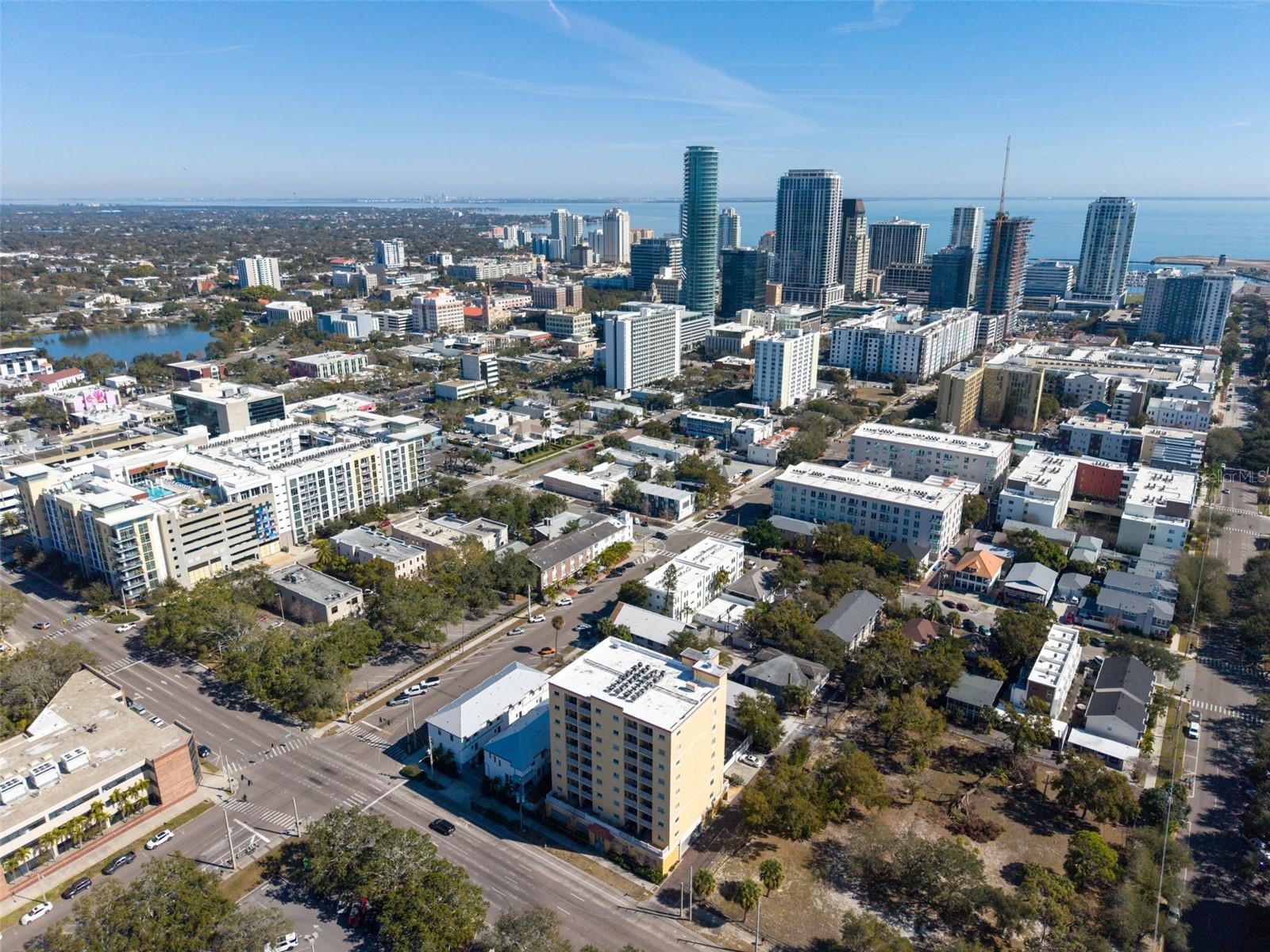 Image 4 of 37 For 316 8th Street S 104