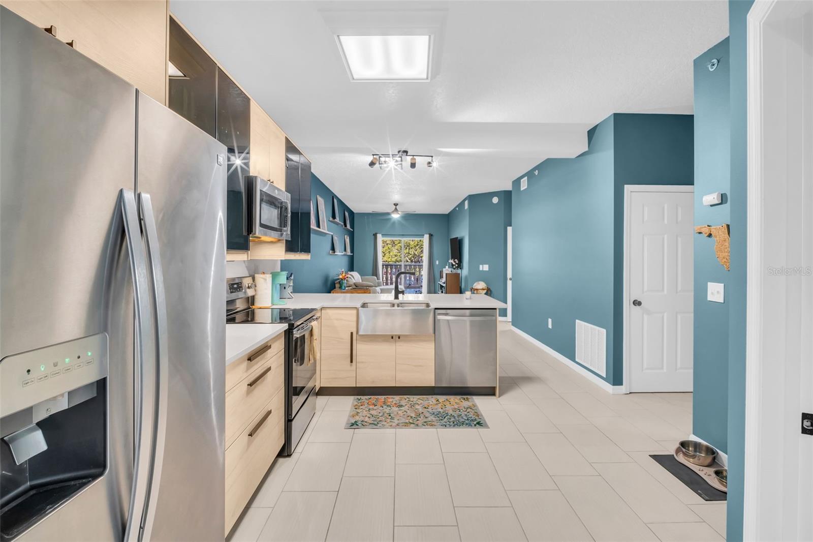 Image 9 of 37 For 316 8th Street S 104