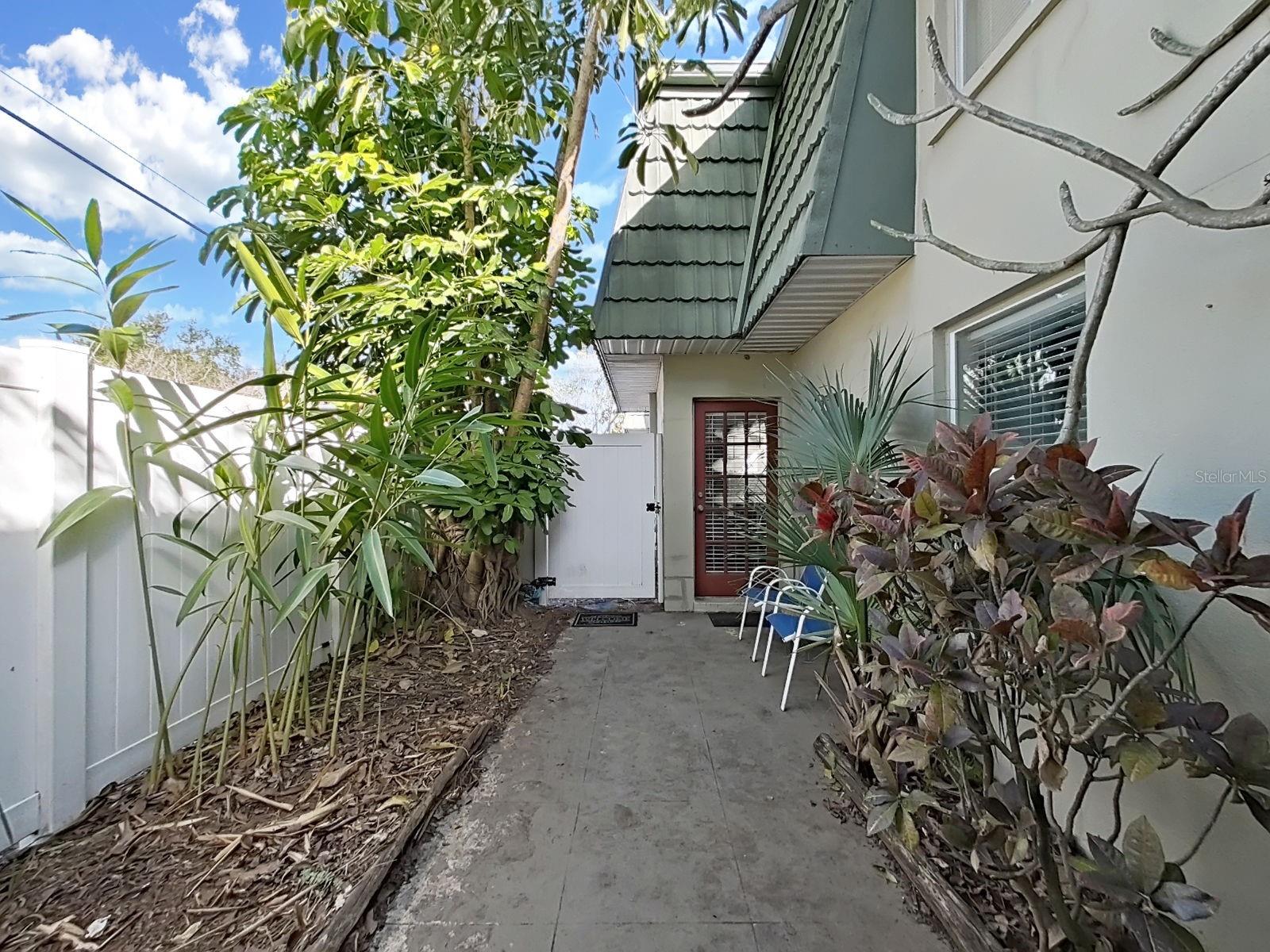 Image 18 of 22 For 1799 Highland Avenue 5