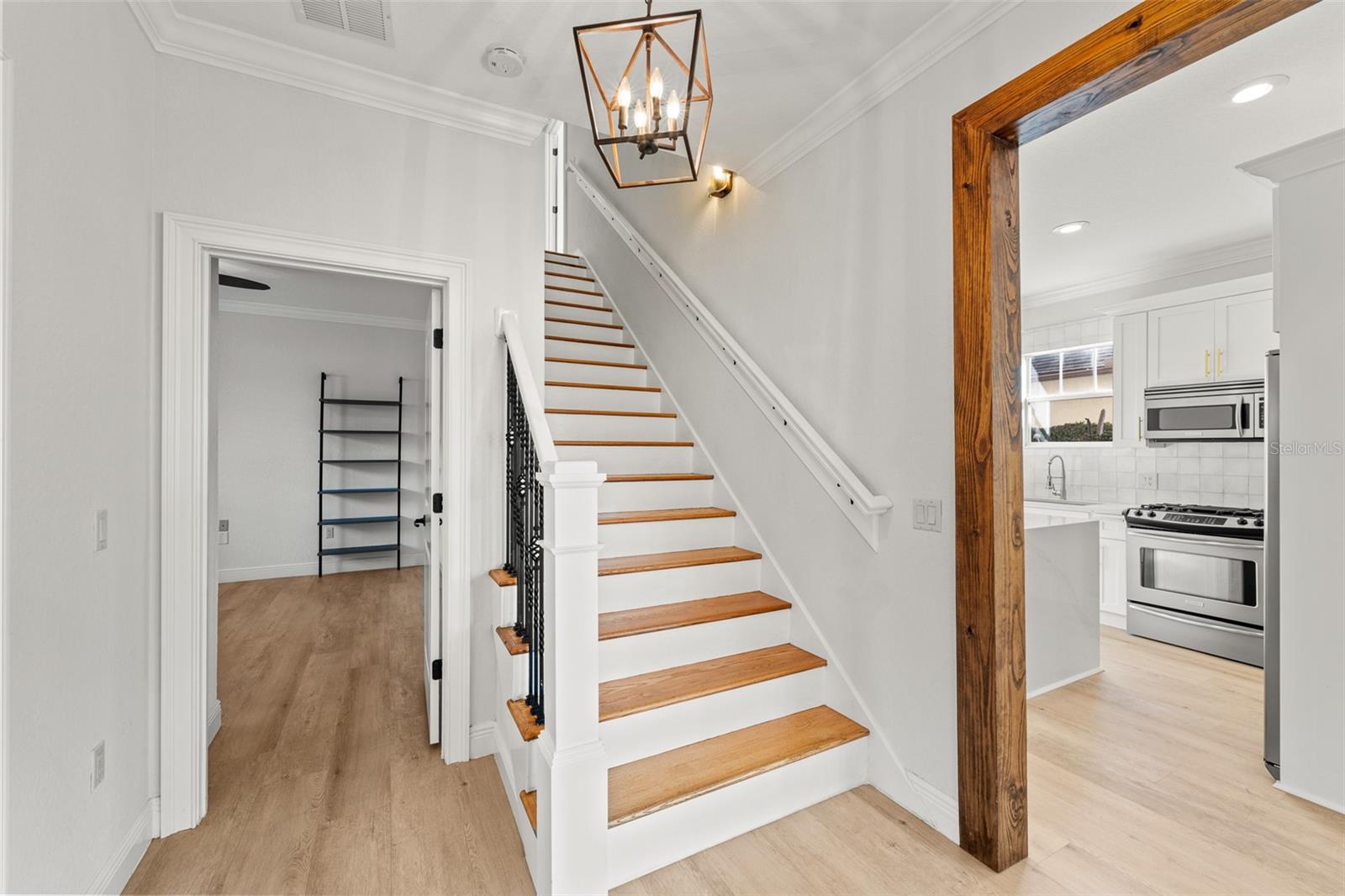 Image 14 of 34 For 1828 Cherokee Trail