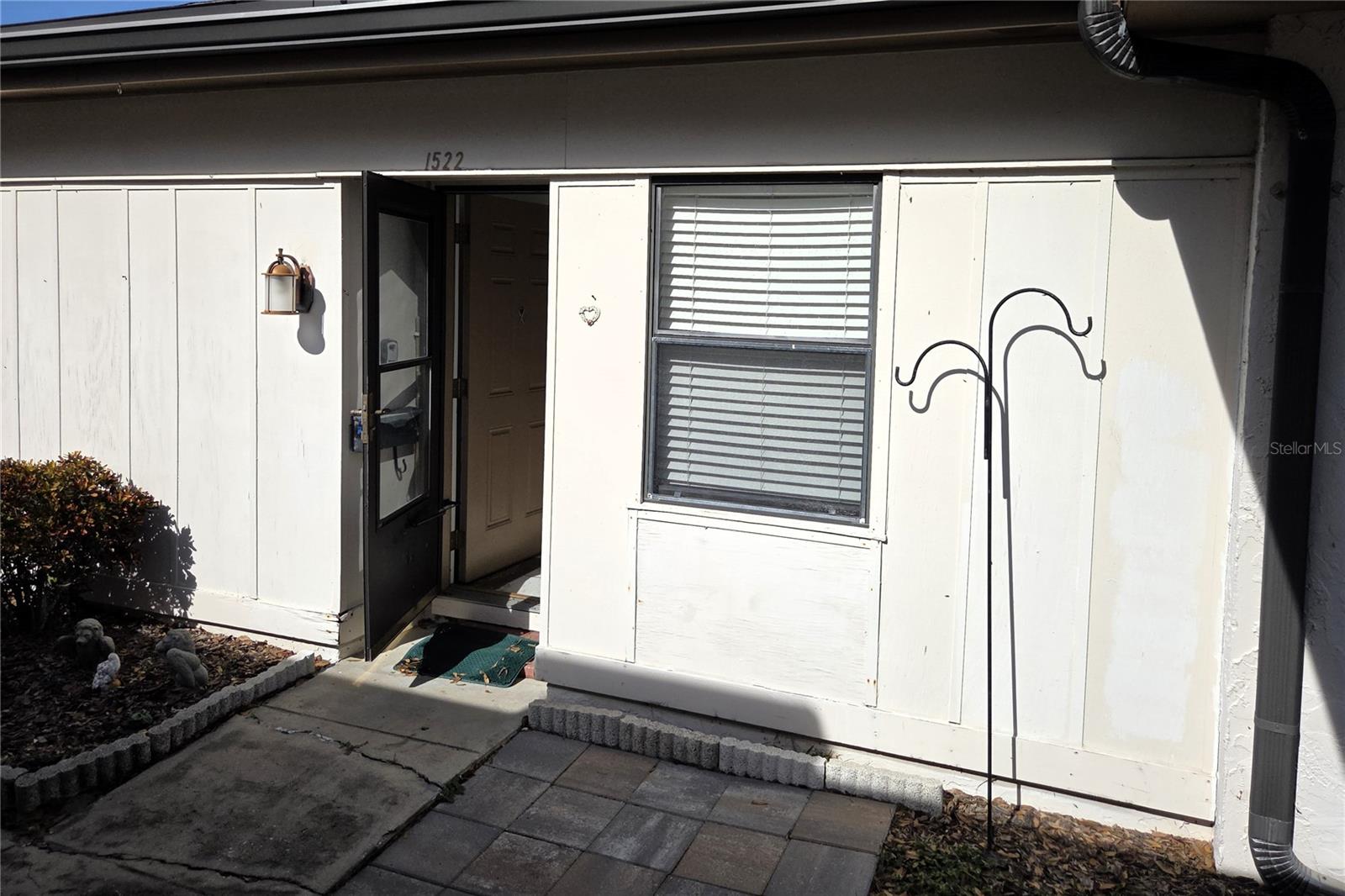 Image 2 of 9 For 1522 Mission Hills Boulevard