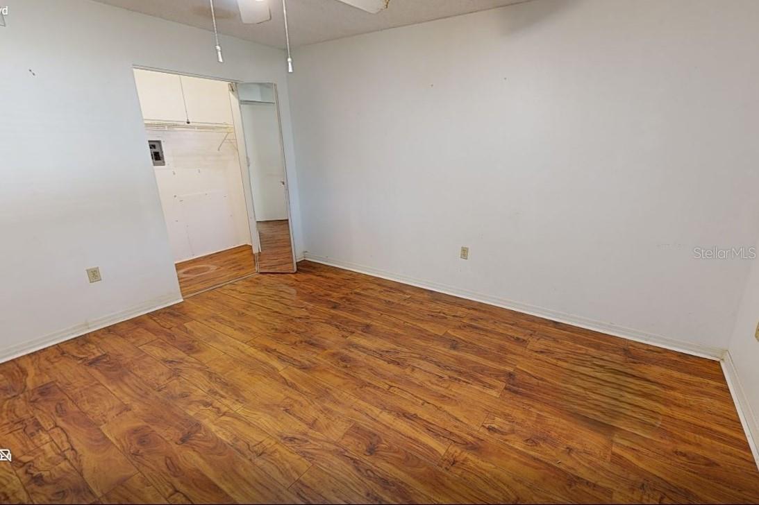 Image 6 of 9 For 1522 Mission Hills Boulevard