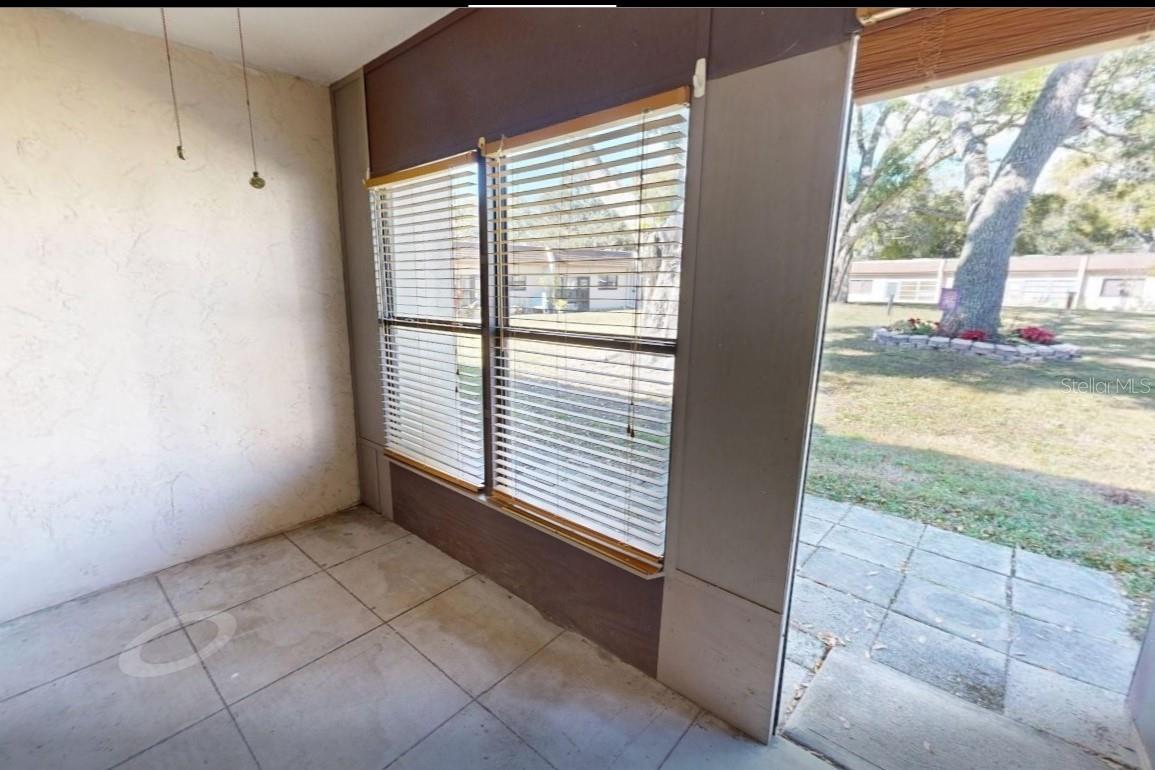 Image 8 of 9 For 1522 Mission Hills Boulevard