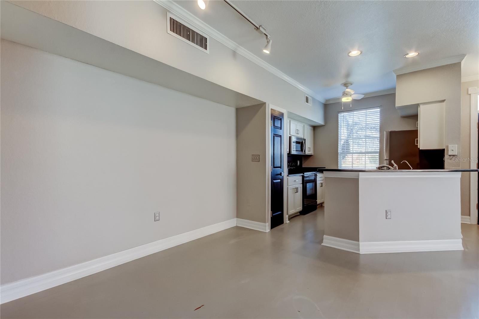 Image 12 of 29 For 9750 Lake Chase Island Way 9750