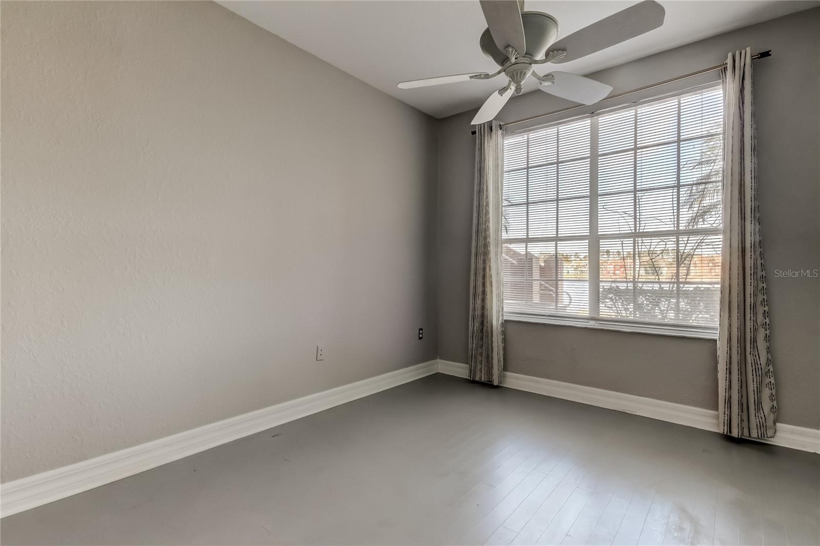 Image 14 of 29 For 9750 Lake Chase Island Way 9750