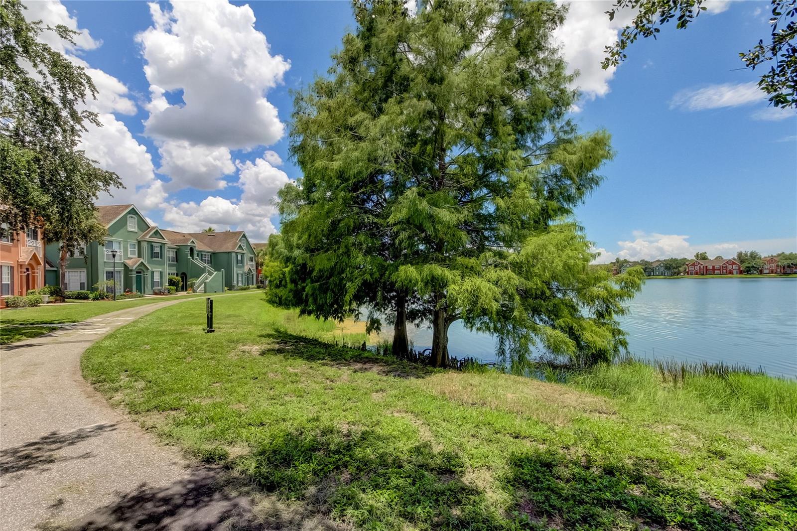 Image 4 of 29 For 9750 Lake Chase Island Way 9750