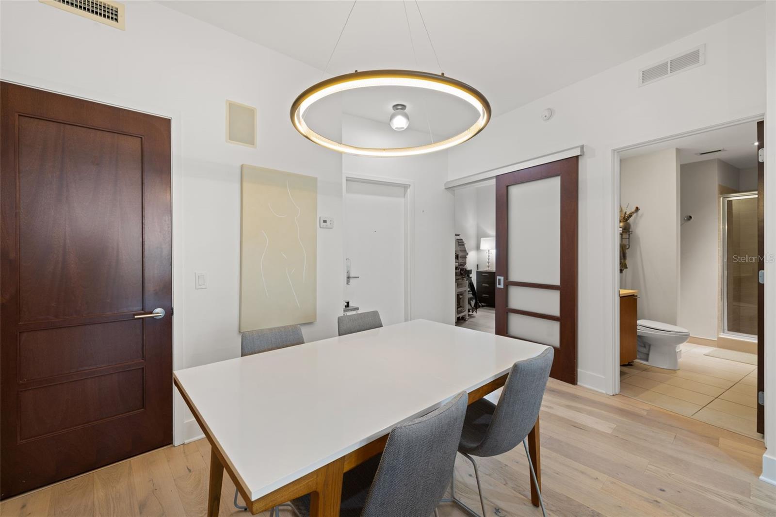 Image 10 of 33 For 912 Channelside Drive 2517