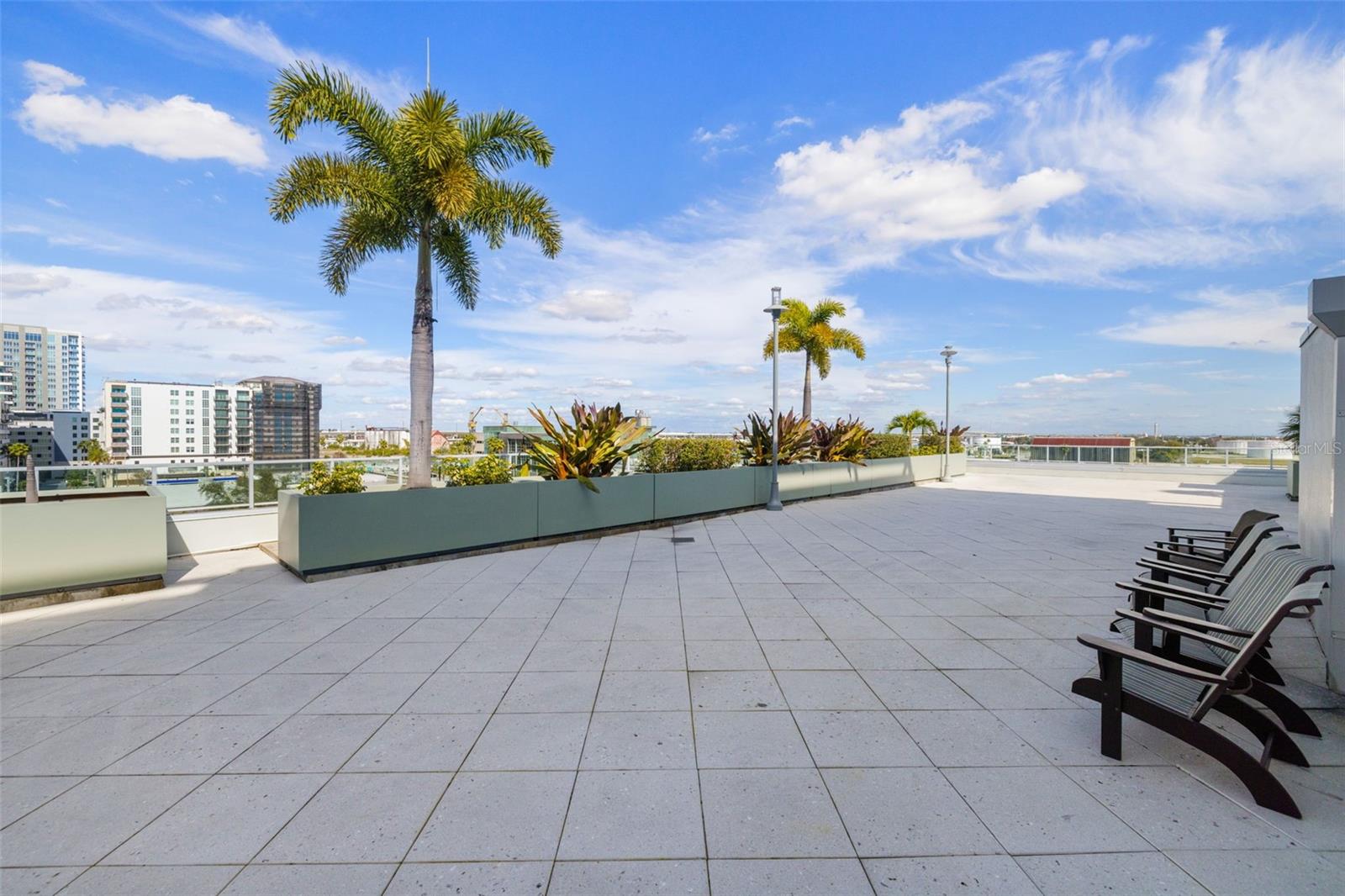 Image 30 of 33 For 912 Channelside Drive 2517