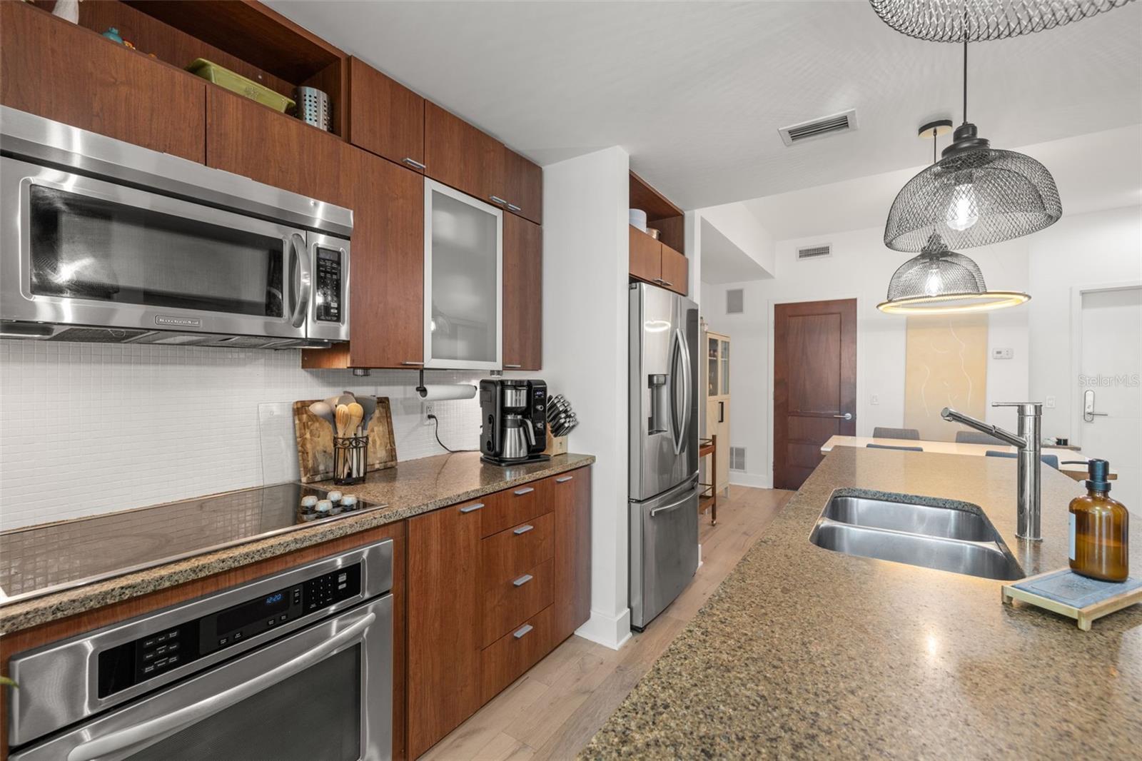 Image 5 of 33 For 912 Channelside Drive 2517