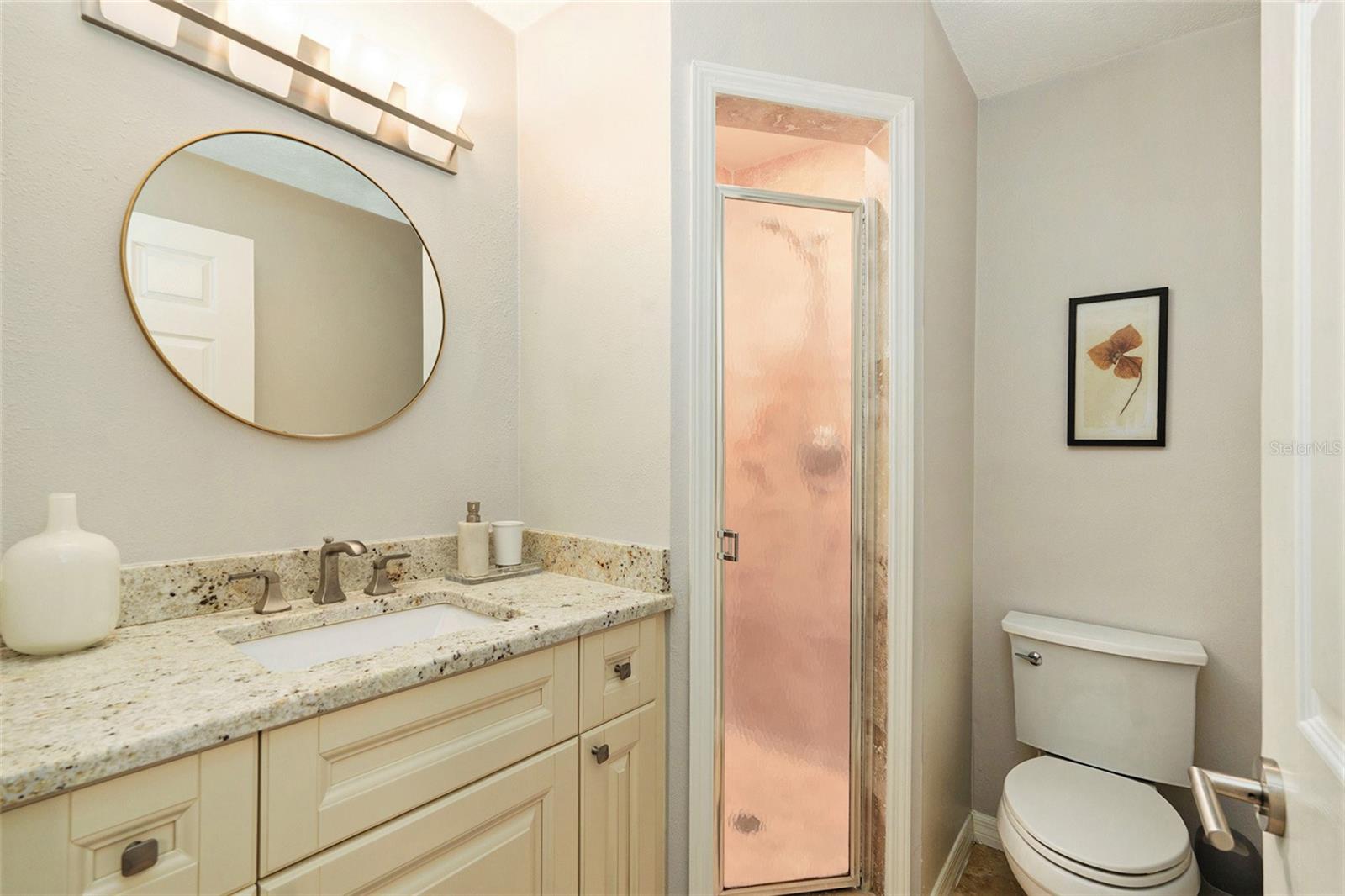 Listing photo id 16 for 801 Oregon Avenue A