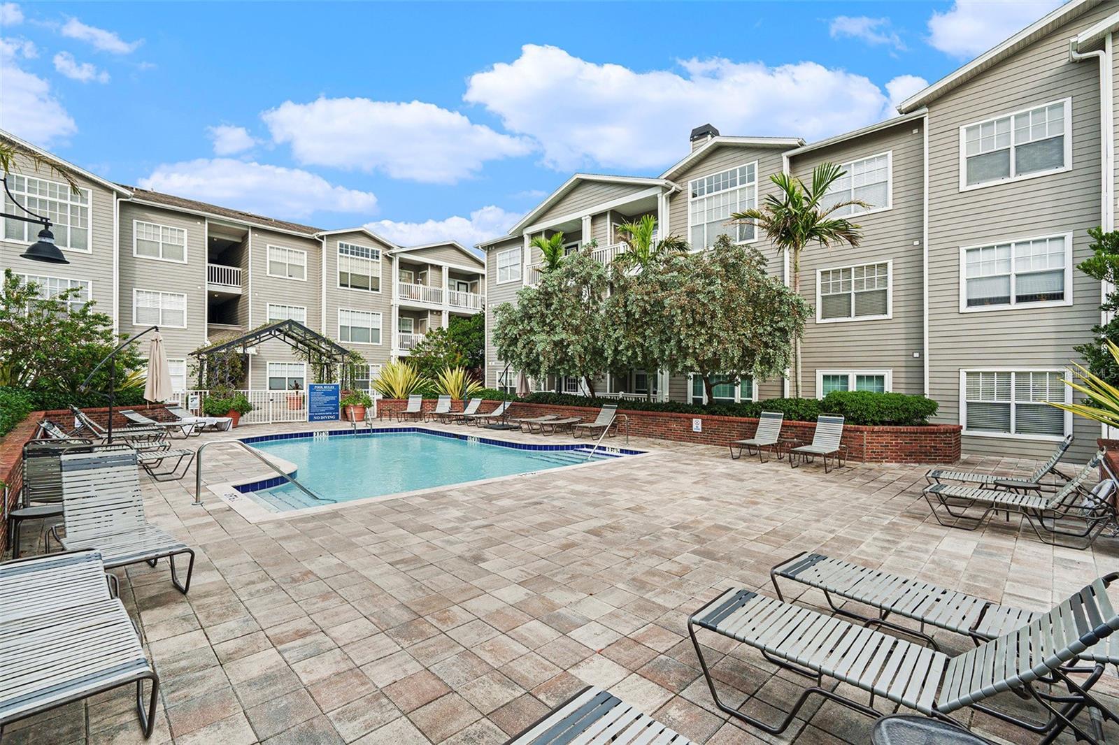 Listing photo id 23 for 801 Oregon Avenue A