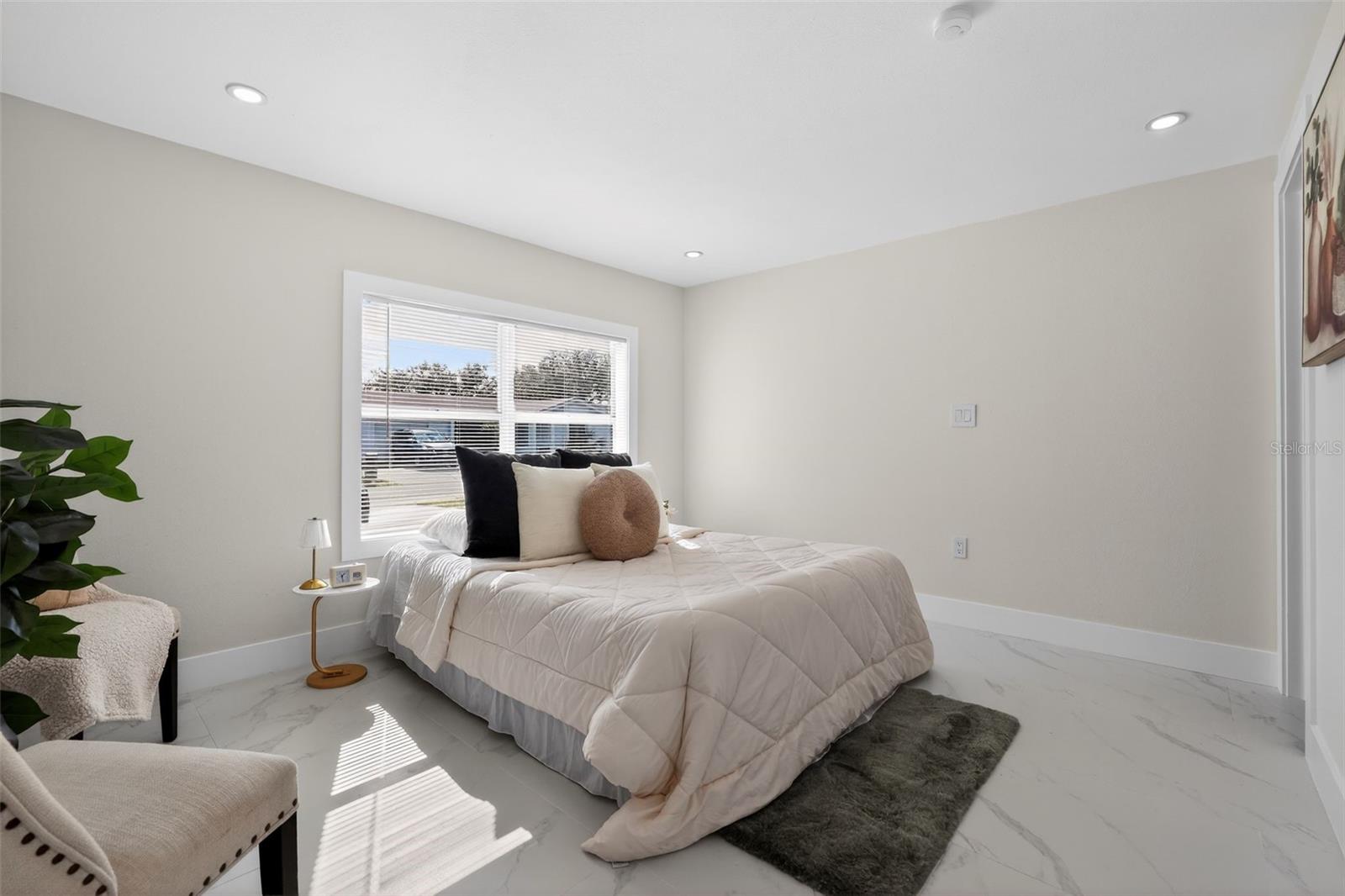 Image 27 of 33 For 10111 Pine Trails Court