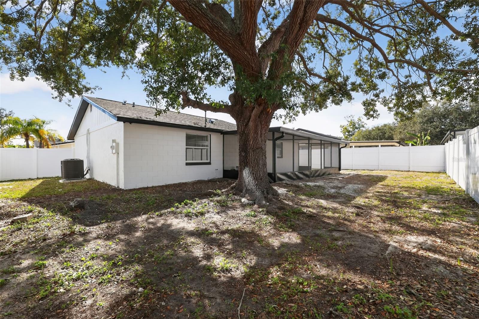 Image 9 of 33 For 10111 Pine Trails Court