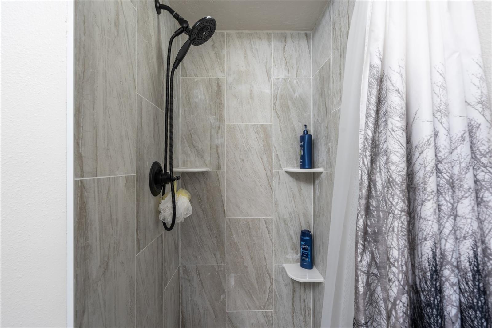 Image 37 of 64 For 4036 Davit Drive