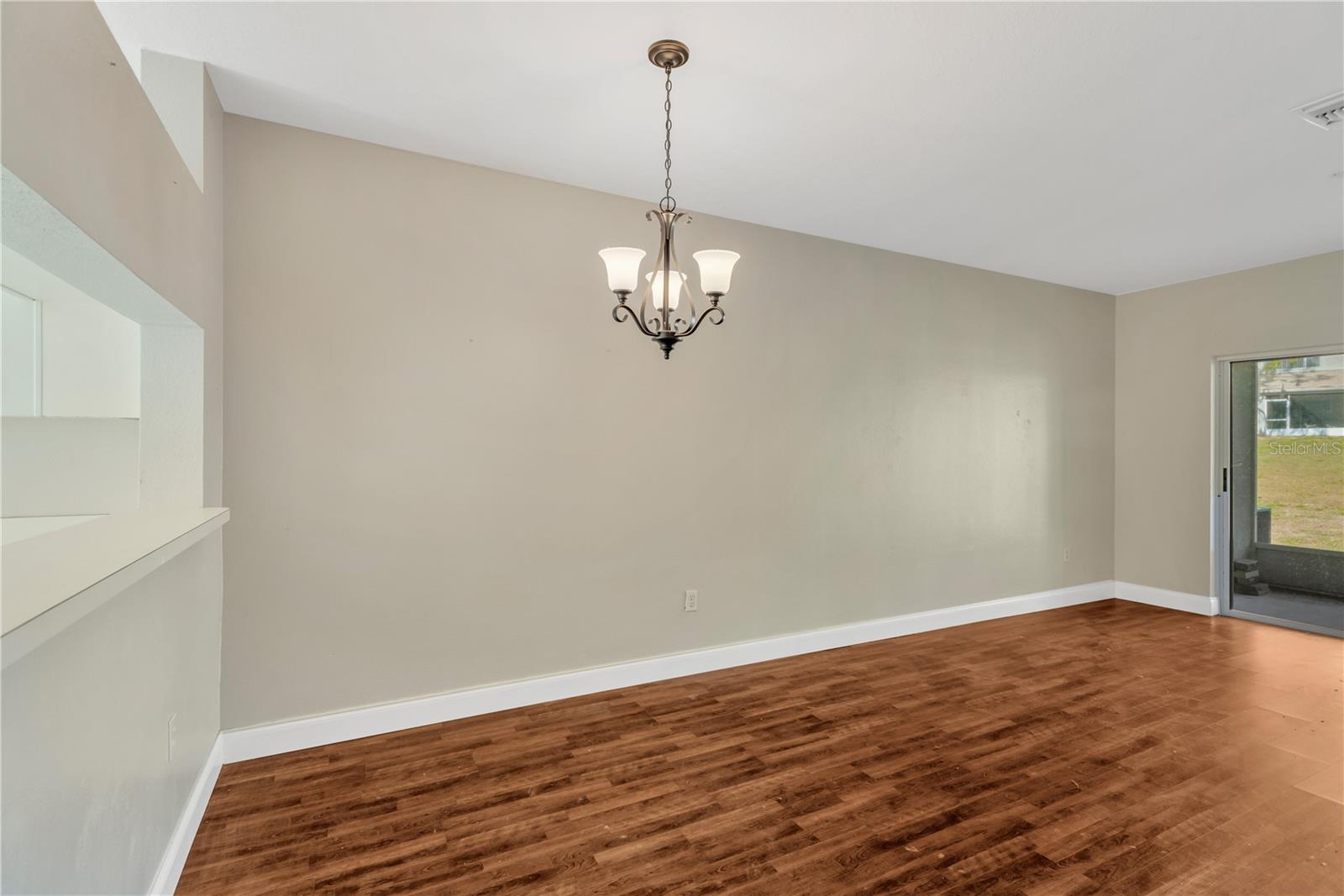 Image 11 of 37 For 2405 Lake Woodberry Circle