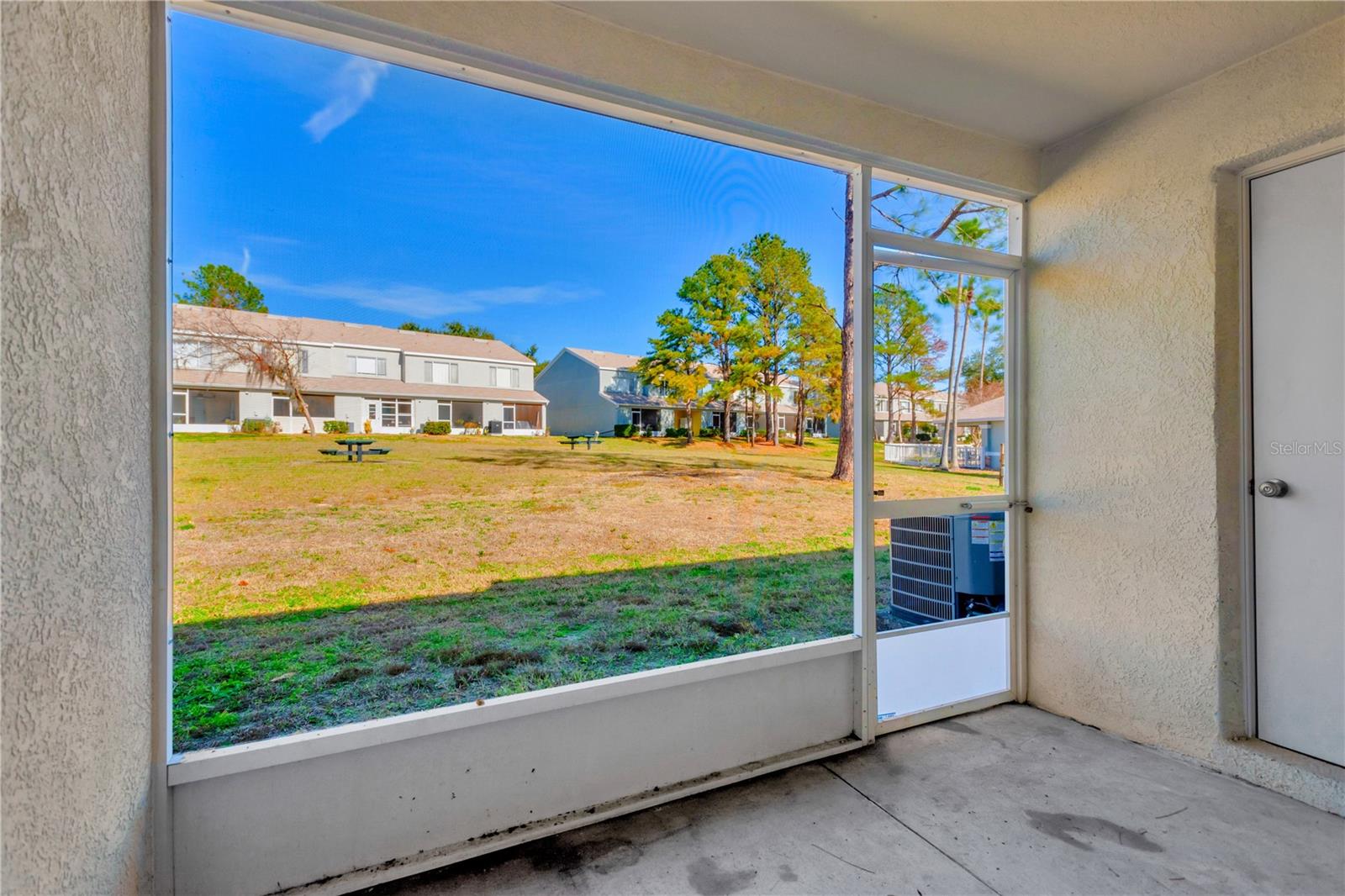 Image 21 of 37 For 2405 Lake Woodberry Circle