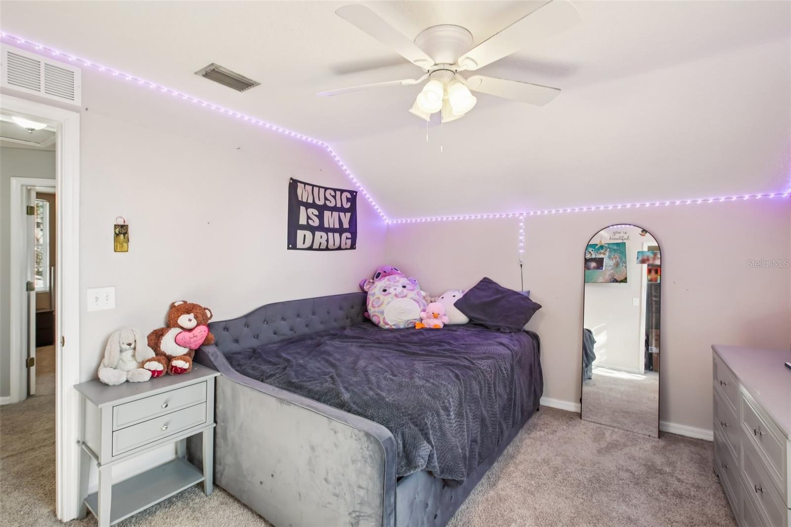 Image 24 of 29 For 8708 Persea Court