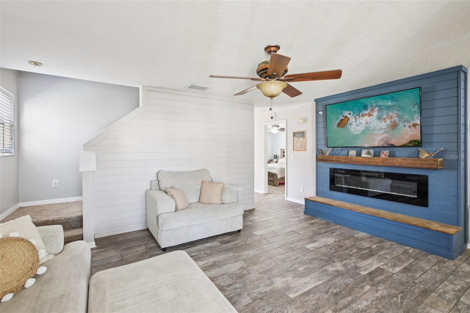 Image 3 of 29 For 8708 Persea Court