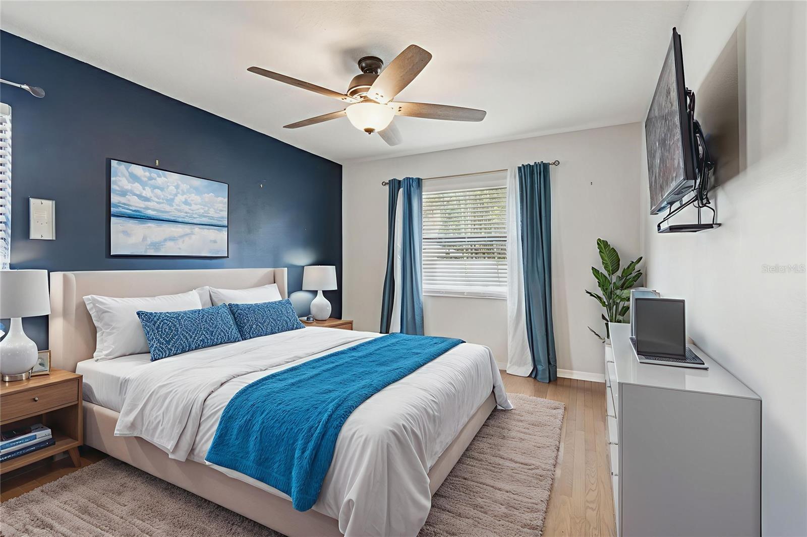 Image 6 of 35 For 11507 Moffat Place