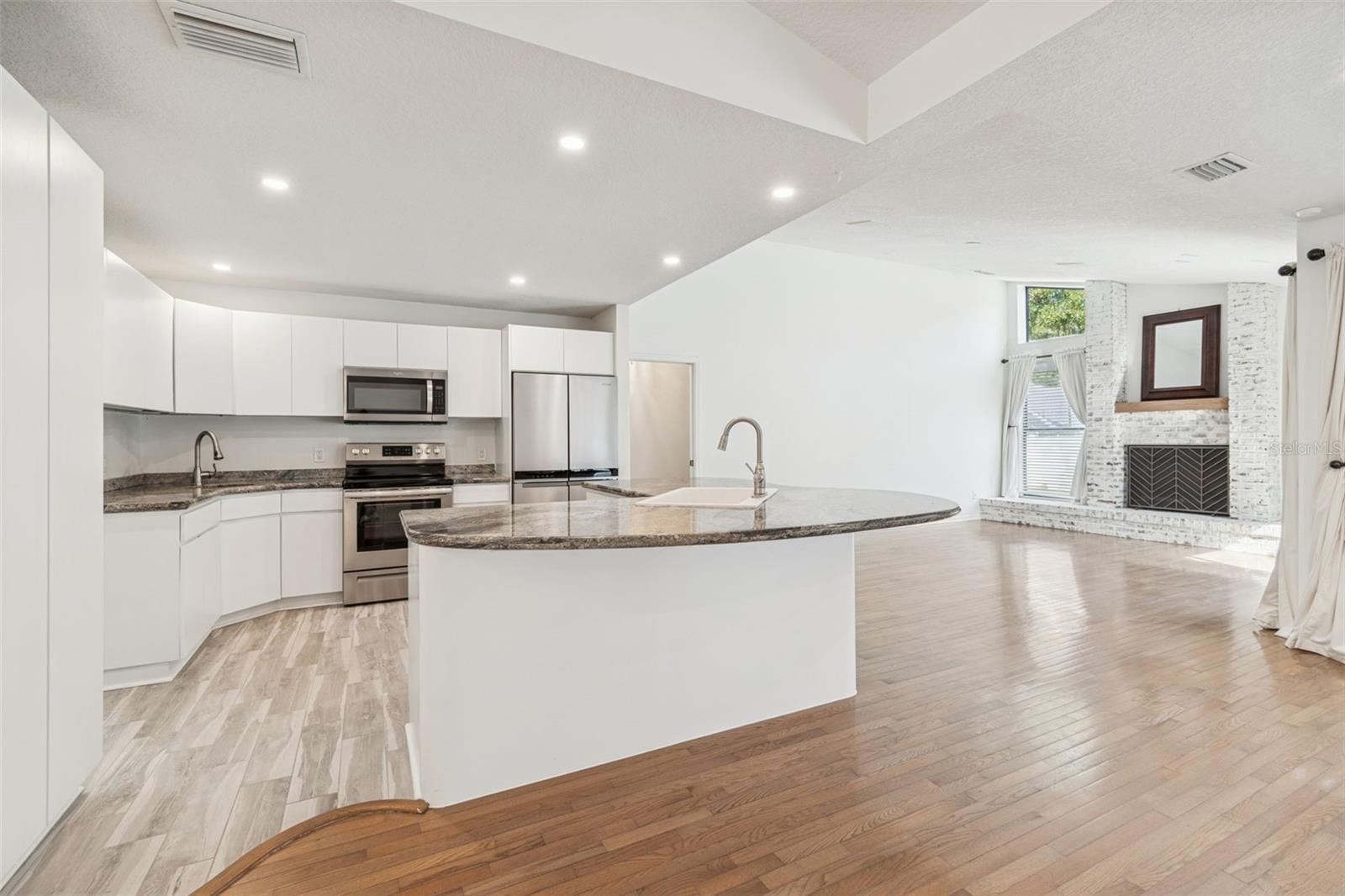 Image 7 of 35 For 11507 Moffat Place