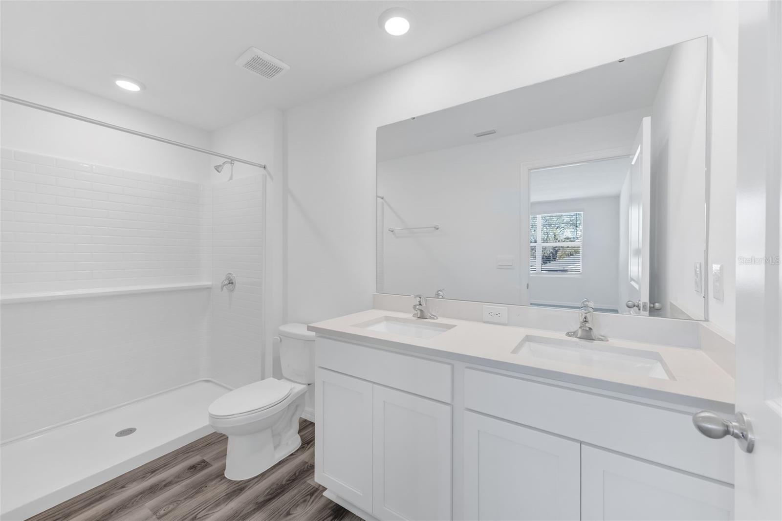 Image 18 of 33 For 1011 Spotted Egret Loop