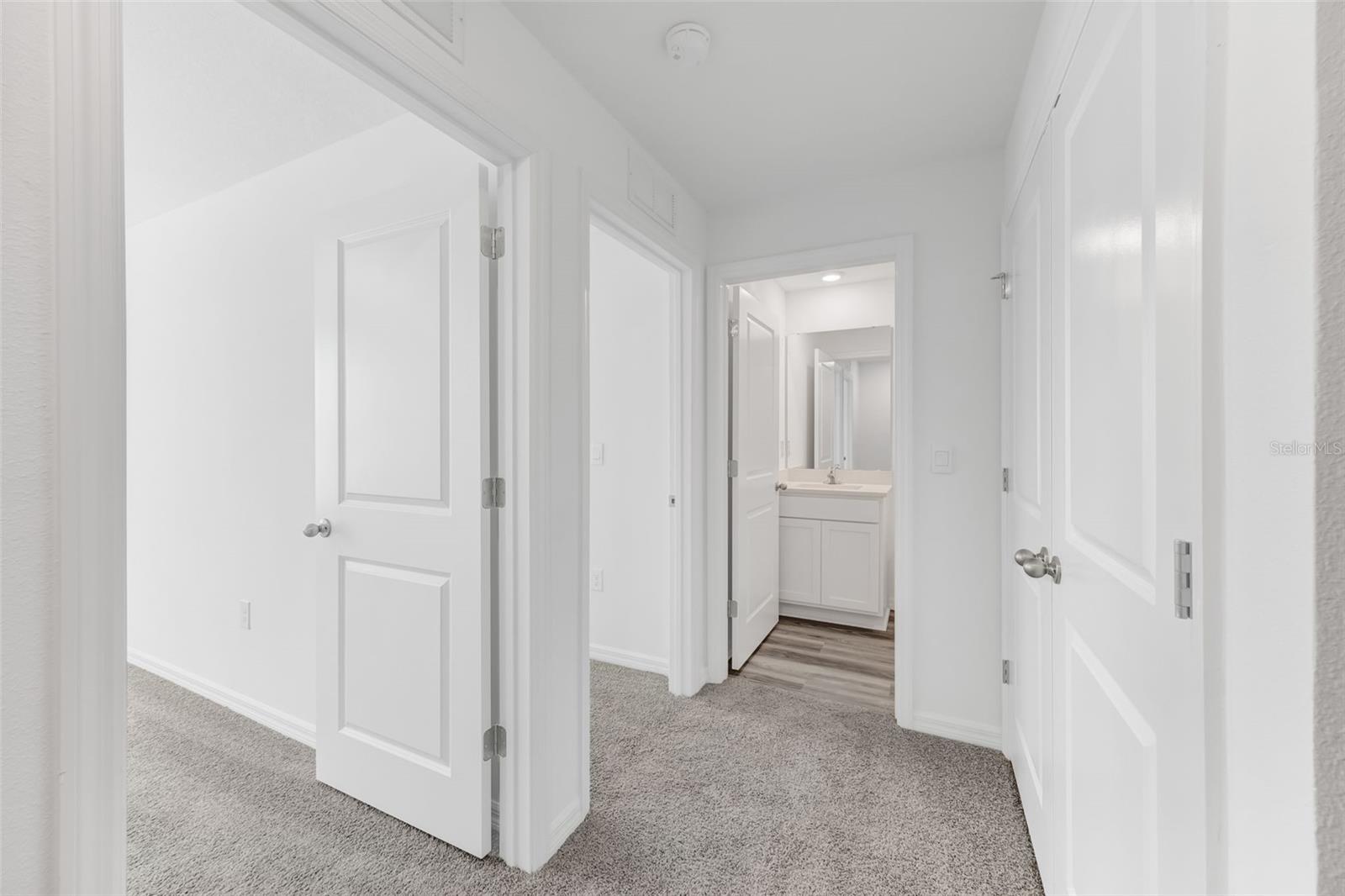 Image 20 of 33 For 1011 Spotted Egret Loop