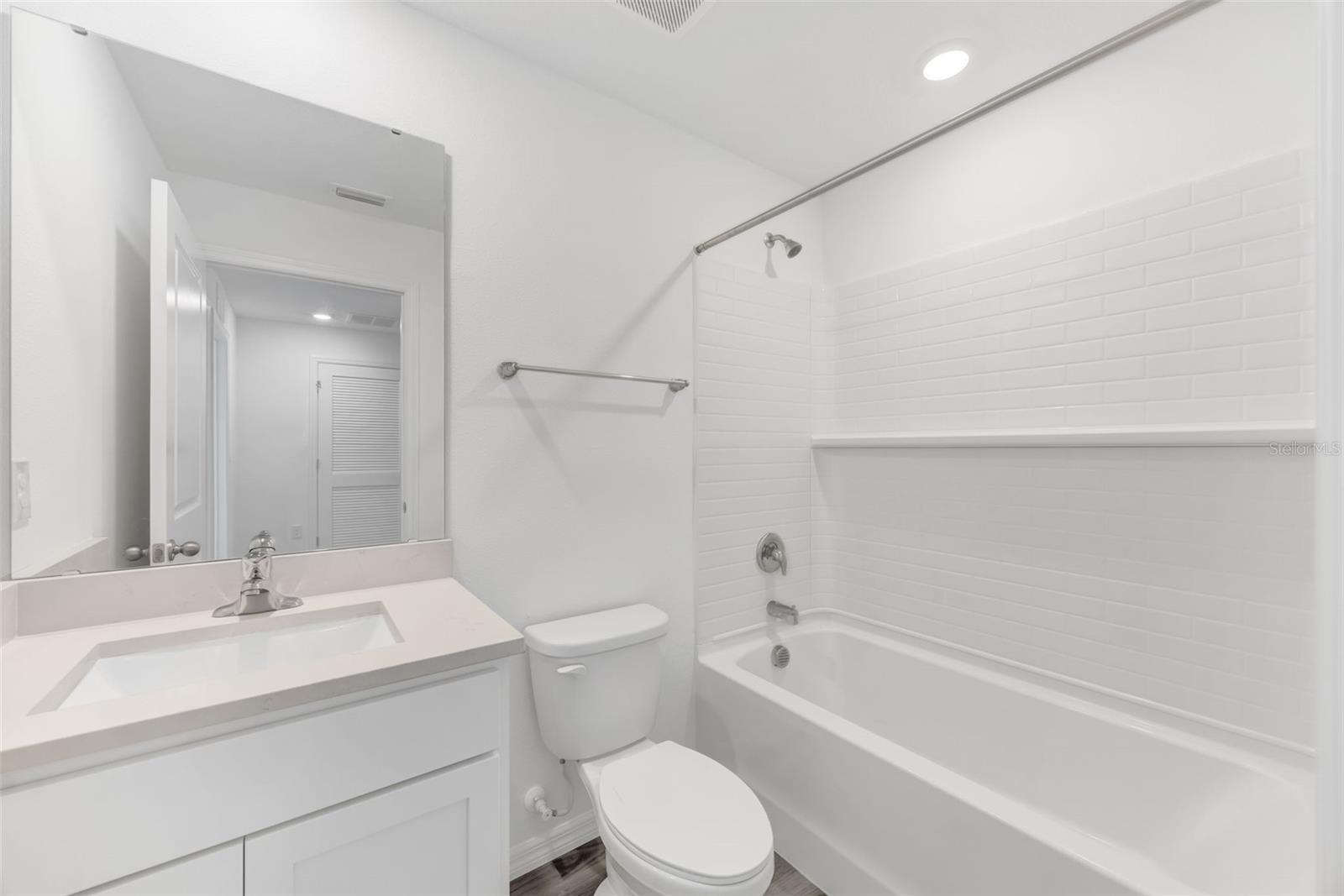 Image 24 of 33 For 1011 Spotted Egret Loop