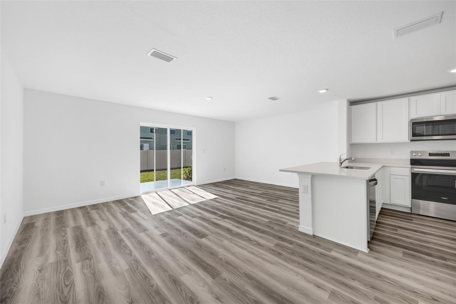 Image 6 of 33 For 1011 Spotted Egret Loop