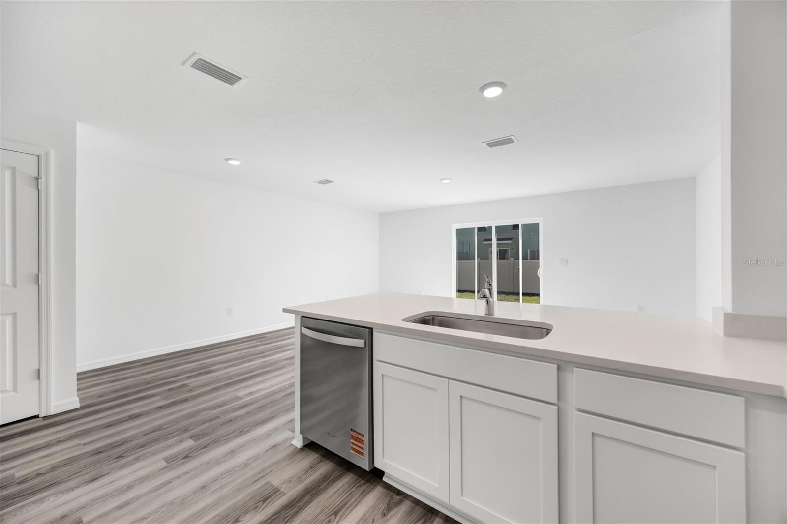 Image 9 of 33 For 1011 Spotted Egret Loop