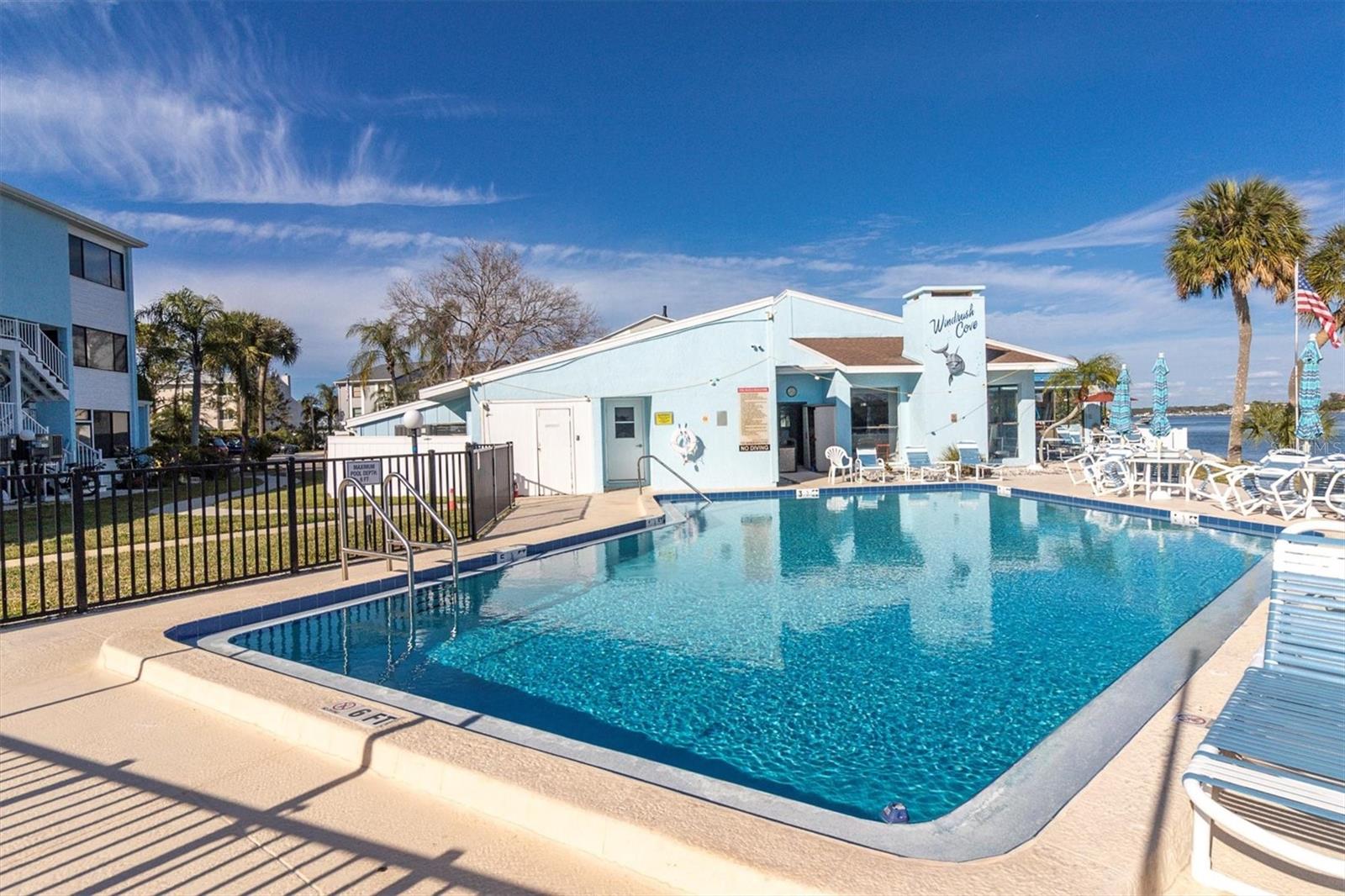 Image 37 of 54 For 1 Windrush Boulevard 87