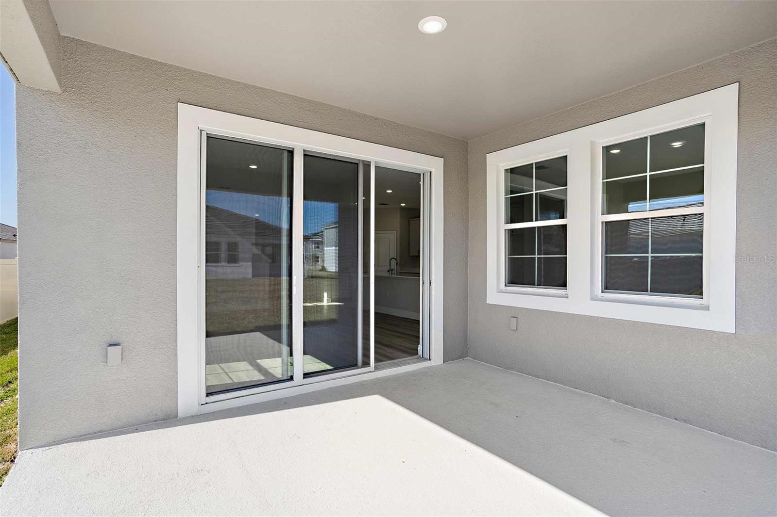 Image 27 of 31 For 10322 Surrey Rose Drive