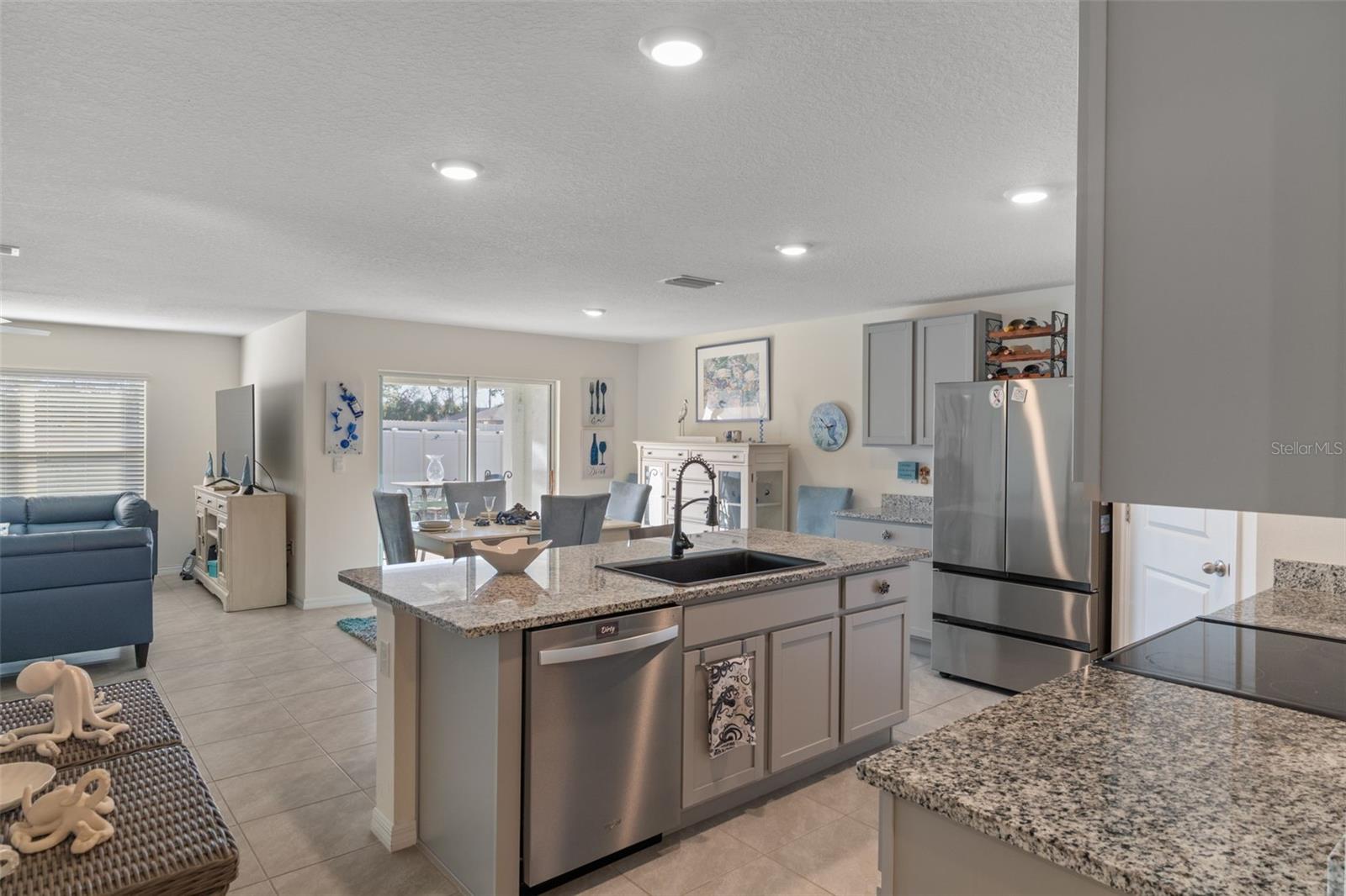 Image 10 of 50 For 7514 Gardner Street