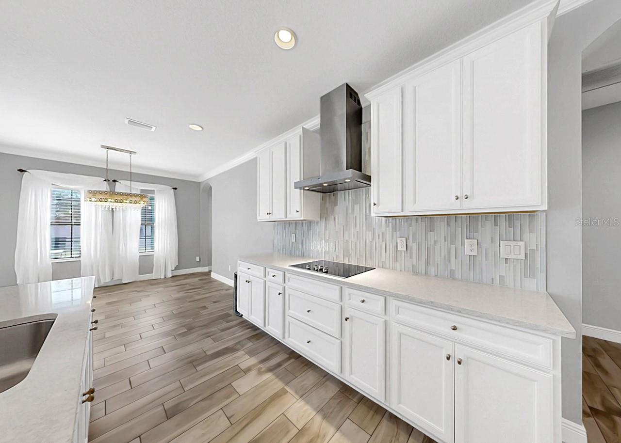 Listing photo id 9 for 13120 Foxtail Fern Drive