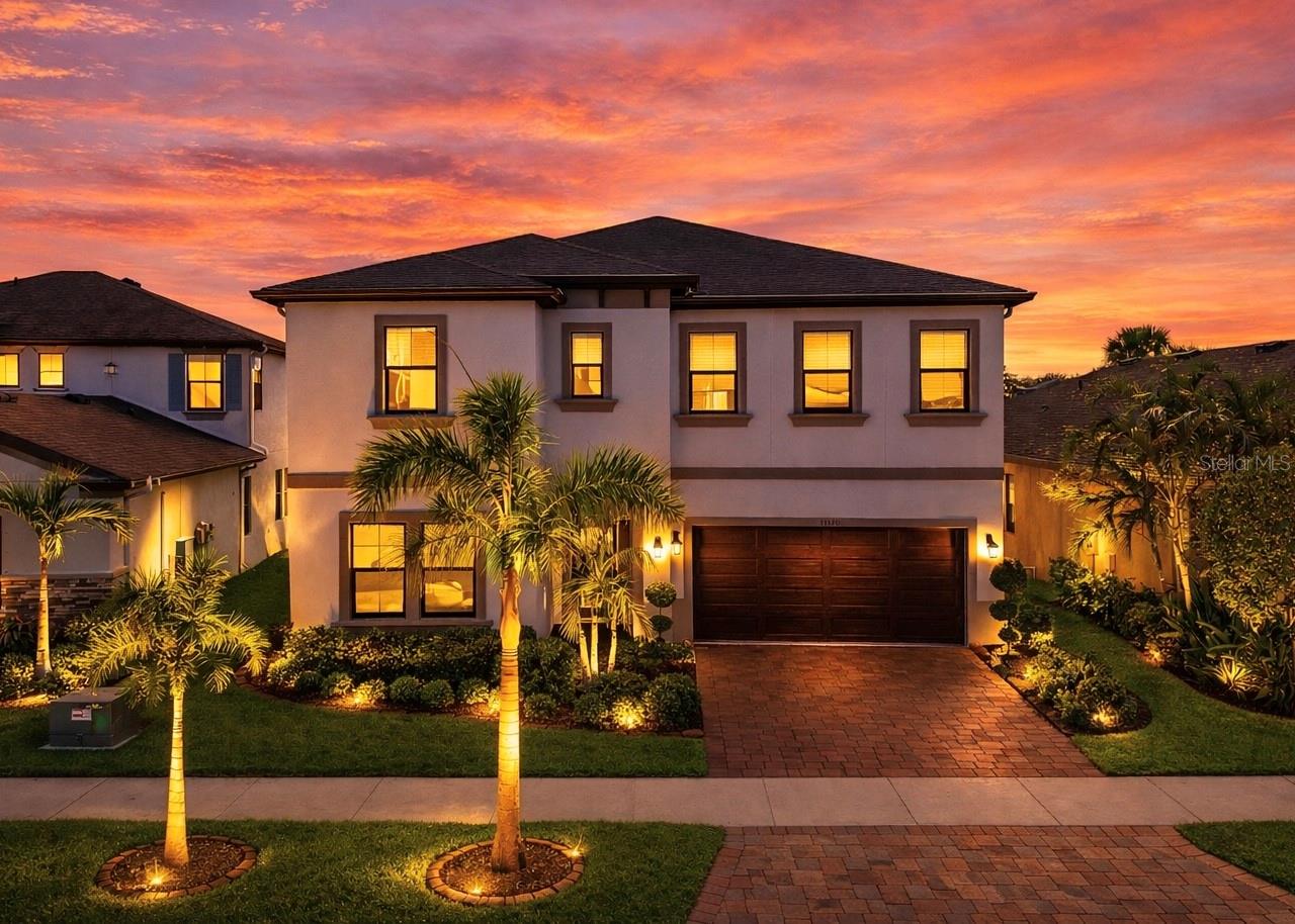 Listing photo id 0 for 13120 Foxtail Fern Drive