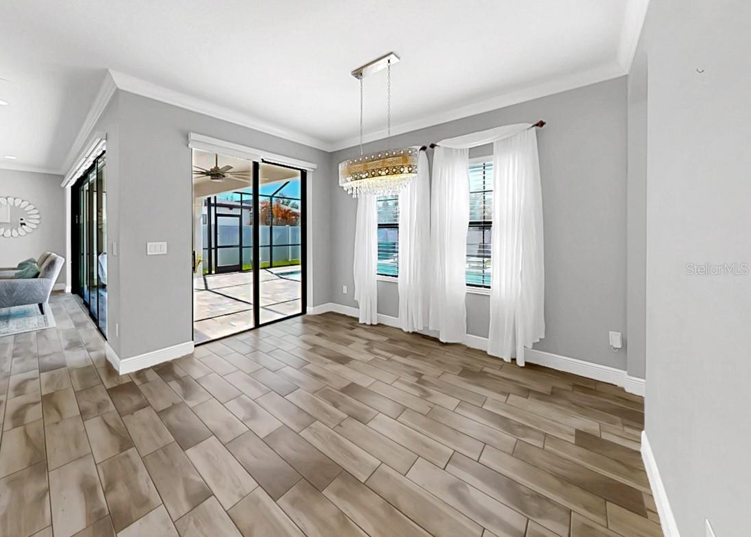 Listing photo id 20 for 13120 Foxtail Fern Drive