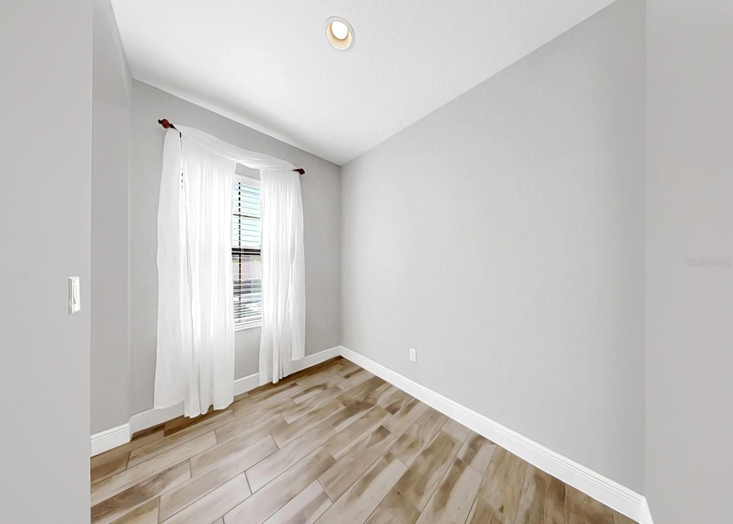 Listing photo id 23 for 13120 Foxtail Fern Drive