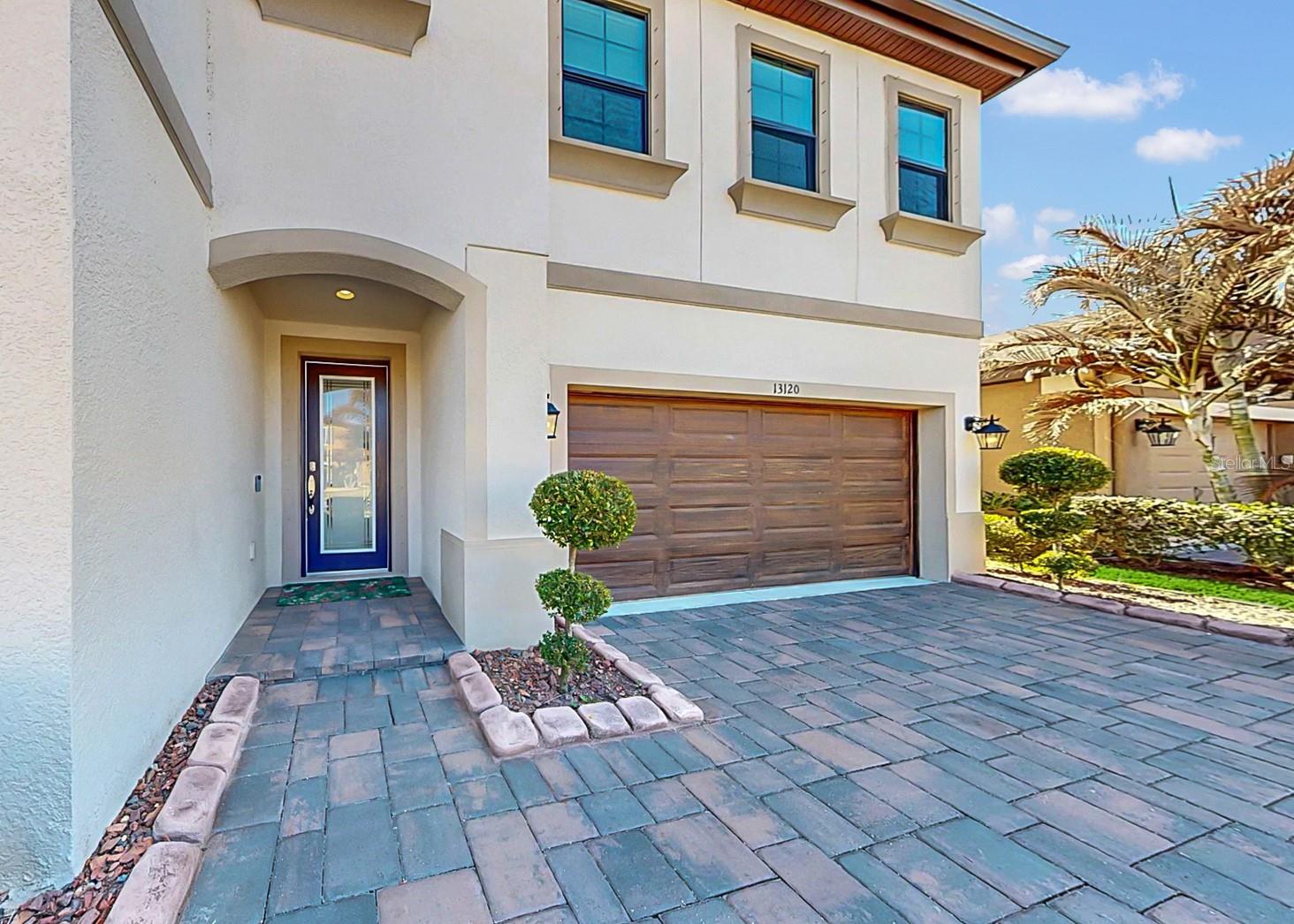 Listing photo id 1 for 13120 Foxtail Fern Drive