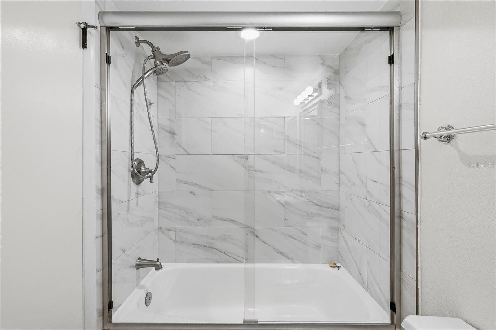 Image 15 of 29 For 1301 Gulf Boulevard 107