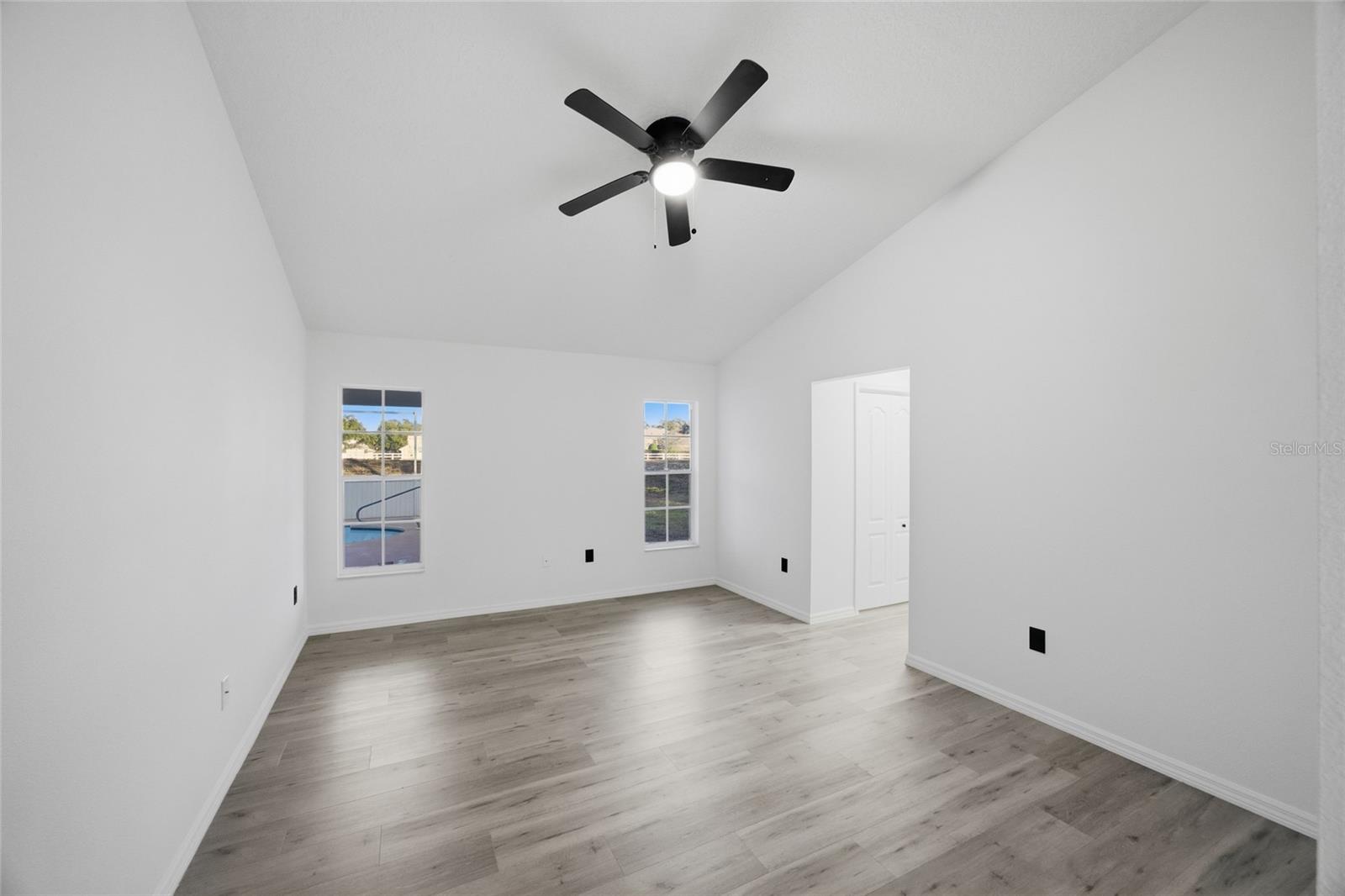 Image 13 of 28 For 6302 Silver Oaks Drive