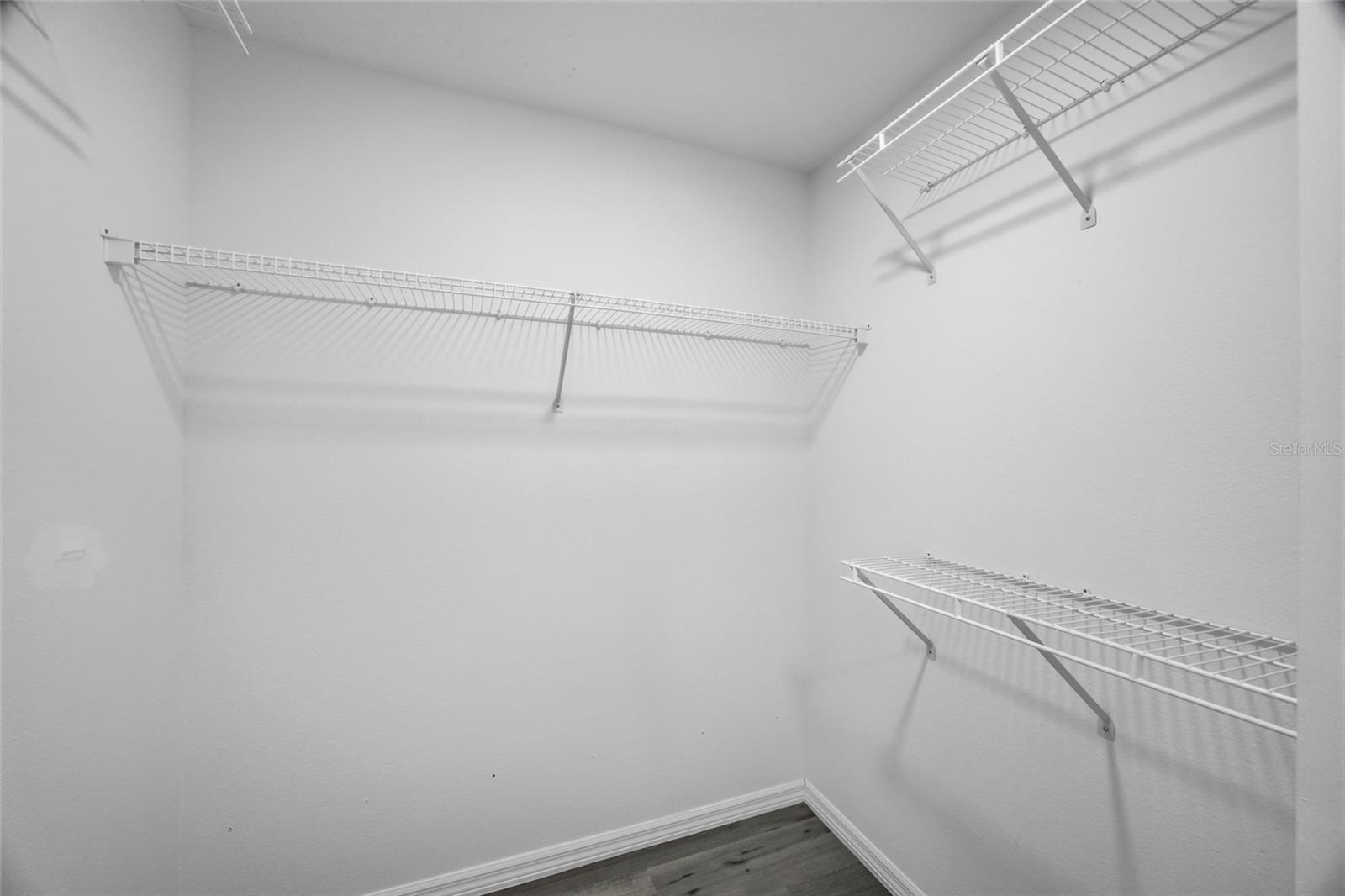 Image 16 of 28 For 6302 Silver Oaks Drive