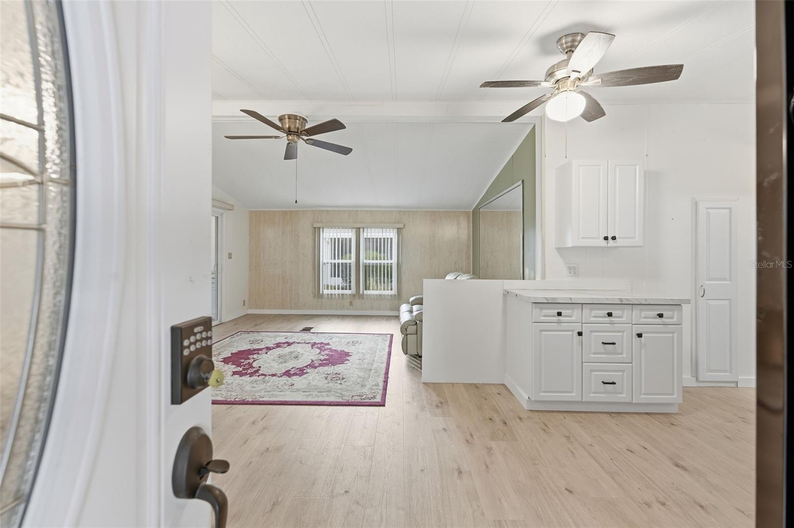 Image 12 of 40 For 7445 Moriah Avenue