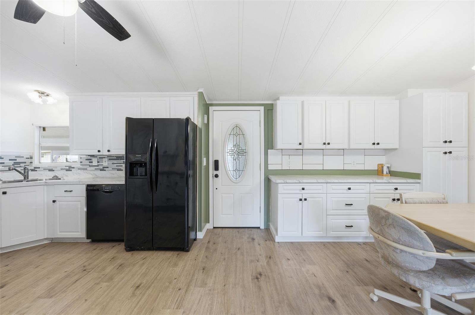 Image 19 of 40 For 7445 Moriah Avenue