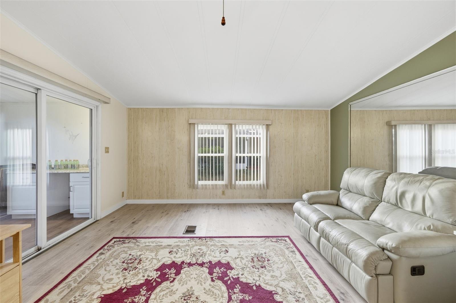 Image 24 of 40 For 7445 Moriah Avenue