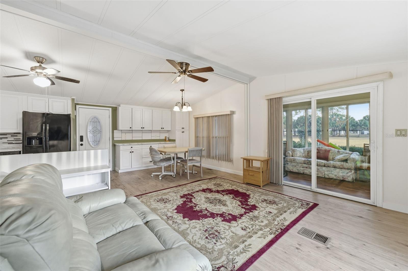 Image 26 of 40 For 7445 Moriah Avenue