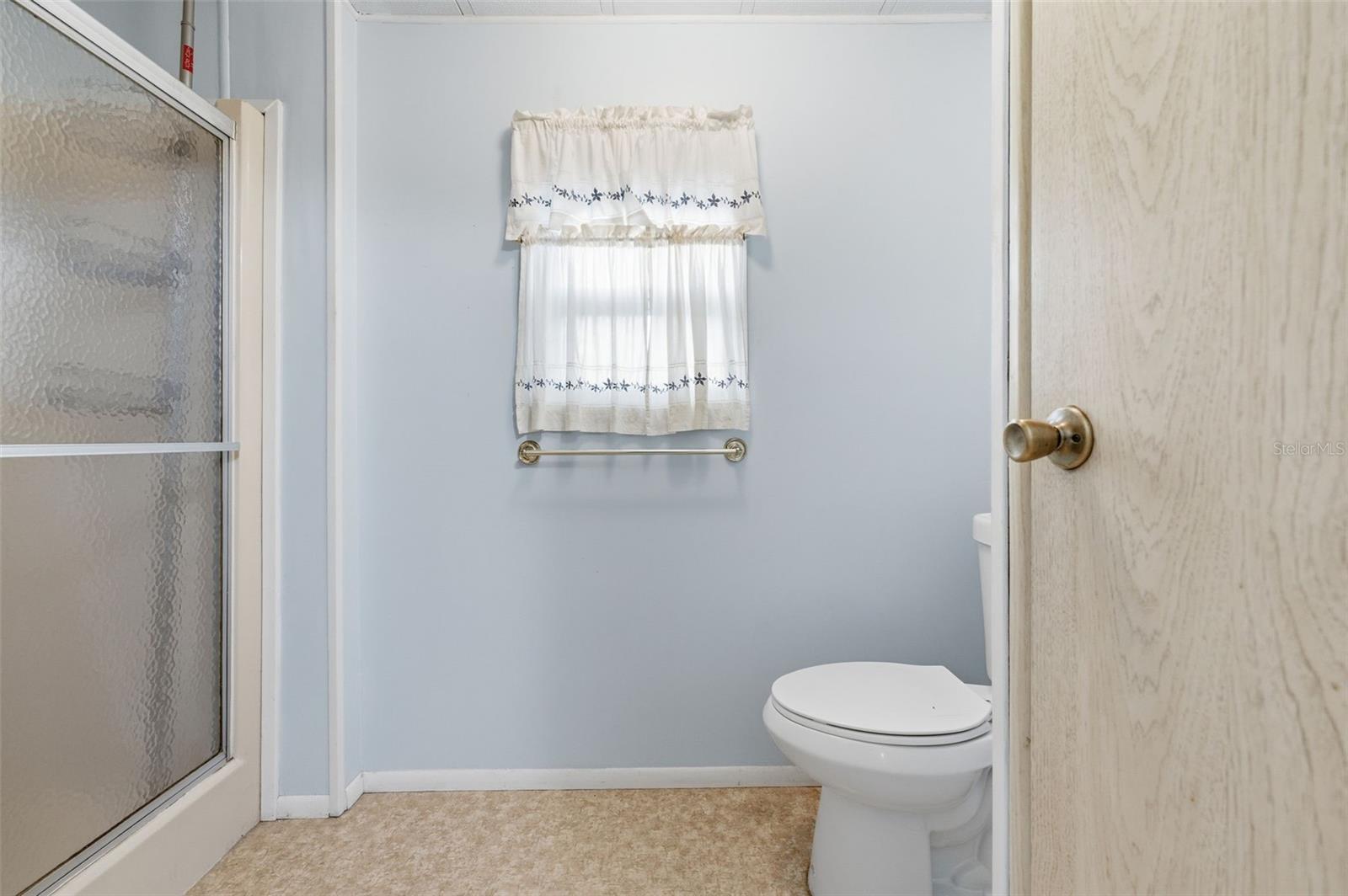 Image 37 of 40 For 7445 Moriah Avenue