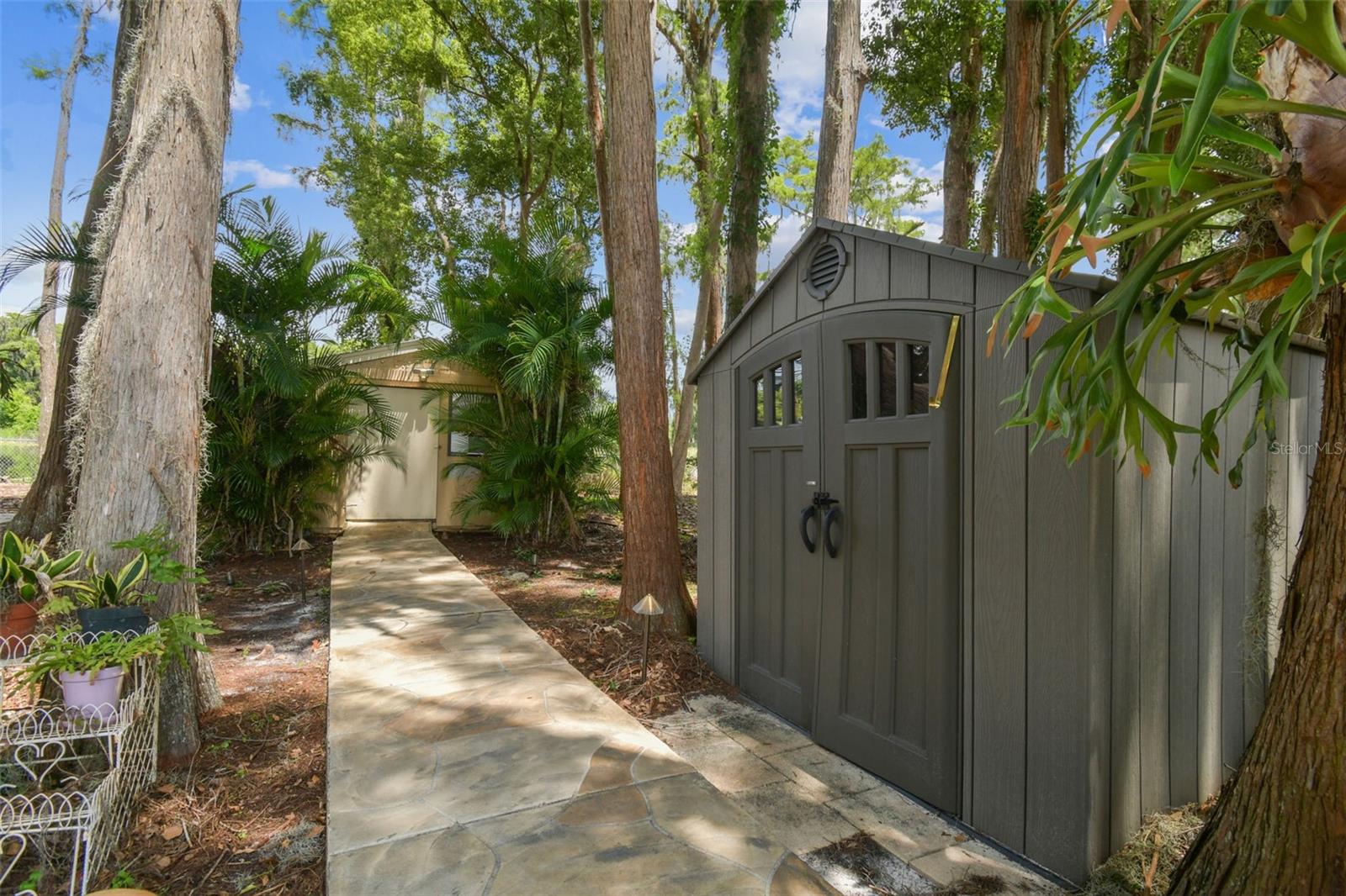 Image 24 of 29 For 17906 Loretta Lane