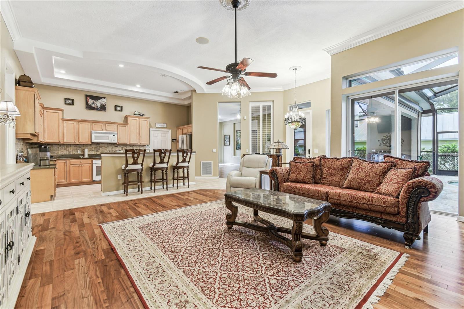 Image 8 of 29 For 17906 Loretta Lane