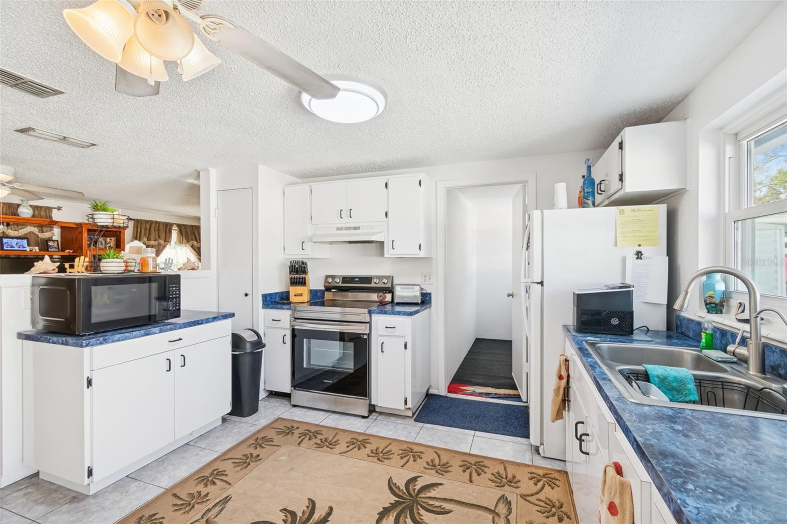 Image 23 of 71 For 6503 Amundson Court